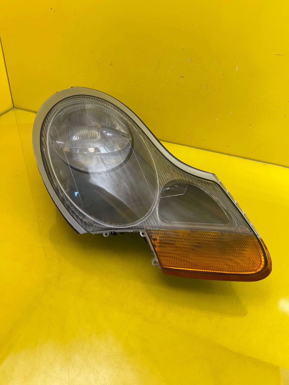 Phare droit Porsche 911 996 986 Boxter 986631032 Autolamps Phare droit Porsche 911 996 986 Boxter 986631032