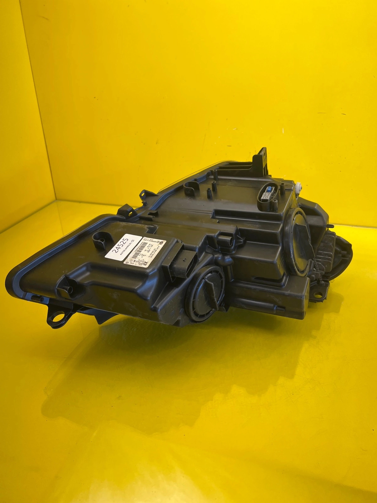 Phare gauche Mercedes Classe E W207 Bi-Xenon 09-13 A2078200159 Autolamps 4 Phare gauche Mercedes Classe E W207 Bi-Xenon 09-13 A2078200159