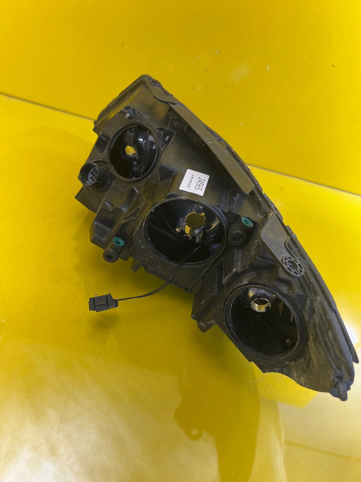 Phare droit Discovery Sport L550 Normal FK72-13W029-BG Autolamps 4 Phare droit Discovery Sport L550 Normal FK72-13W029-BG