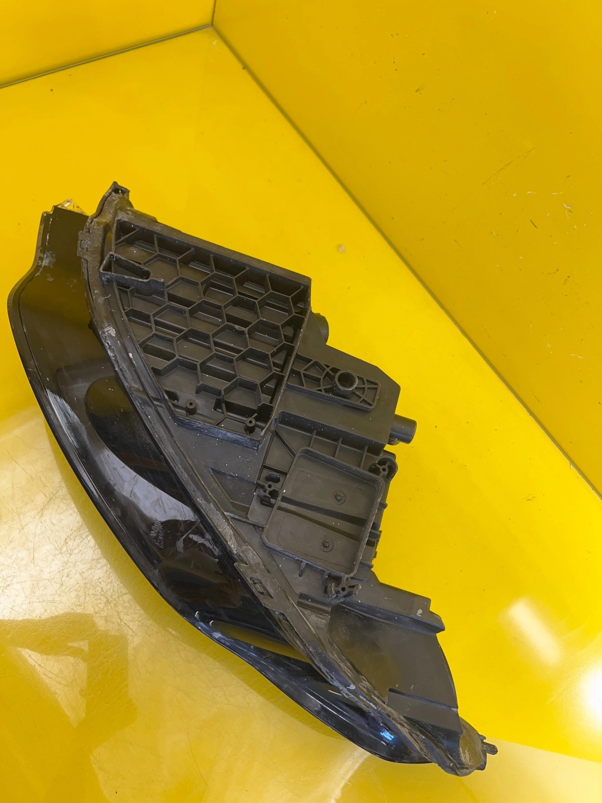 Phare droit Discovery Sport L550 Normal FK72-13W029-BG Autolamps 5 Phare droit Discovery Sport L550 Normal FK72-13W029-BG