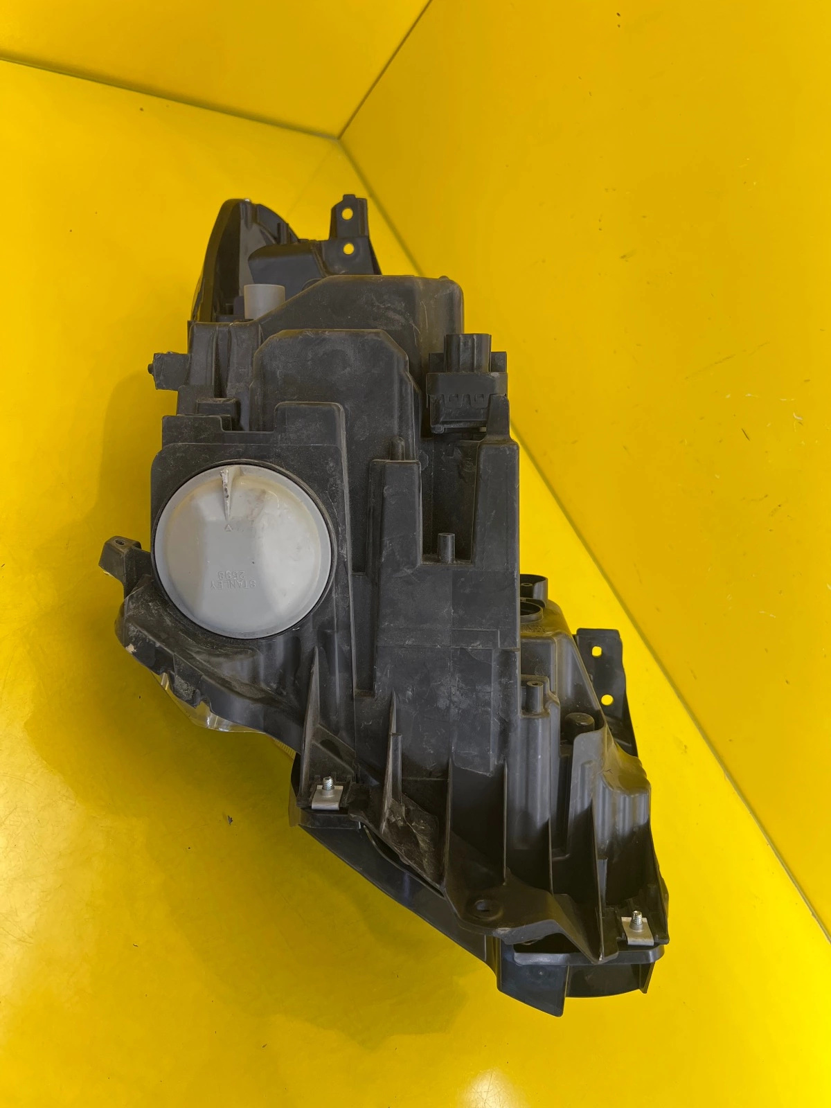 Phare gauche Suzuki Swift MK8 VIII 17+ Full Led Autolamps 4 Phare gauche Suzuki Swift MK8 VIII 17+ Full Led