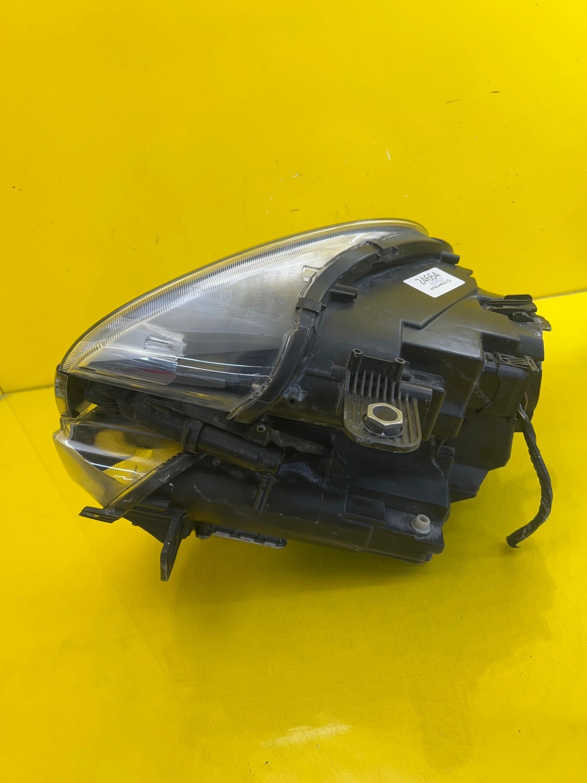 Phare Gauche Droit Mini Countryman R60 Bi-Xenon 9802269 Autolamps 4 Phare Gauche Droit Mini Countryman R60 Bi-Xenon 9802269
