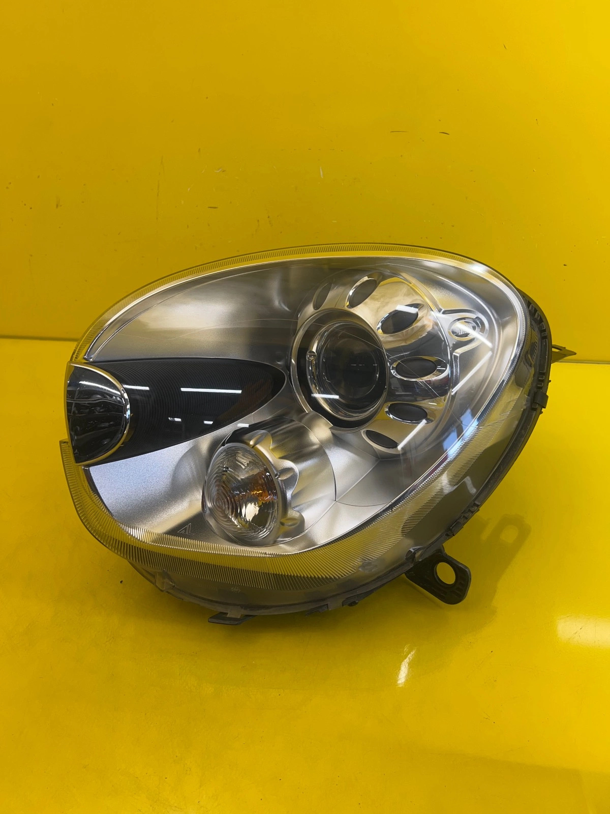 Phare Gauche Droit Mini Countryman R60 Bi-Xenon 9802269 Autolamps 8 Phare Gauche Droit Mini Countryman R60 Bi-Xenon 9802269