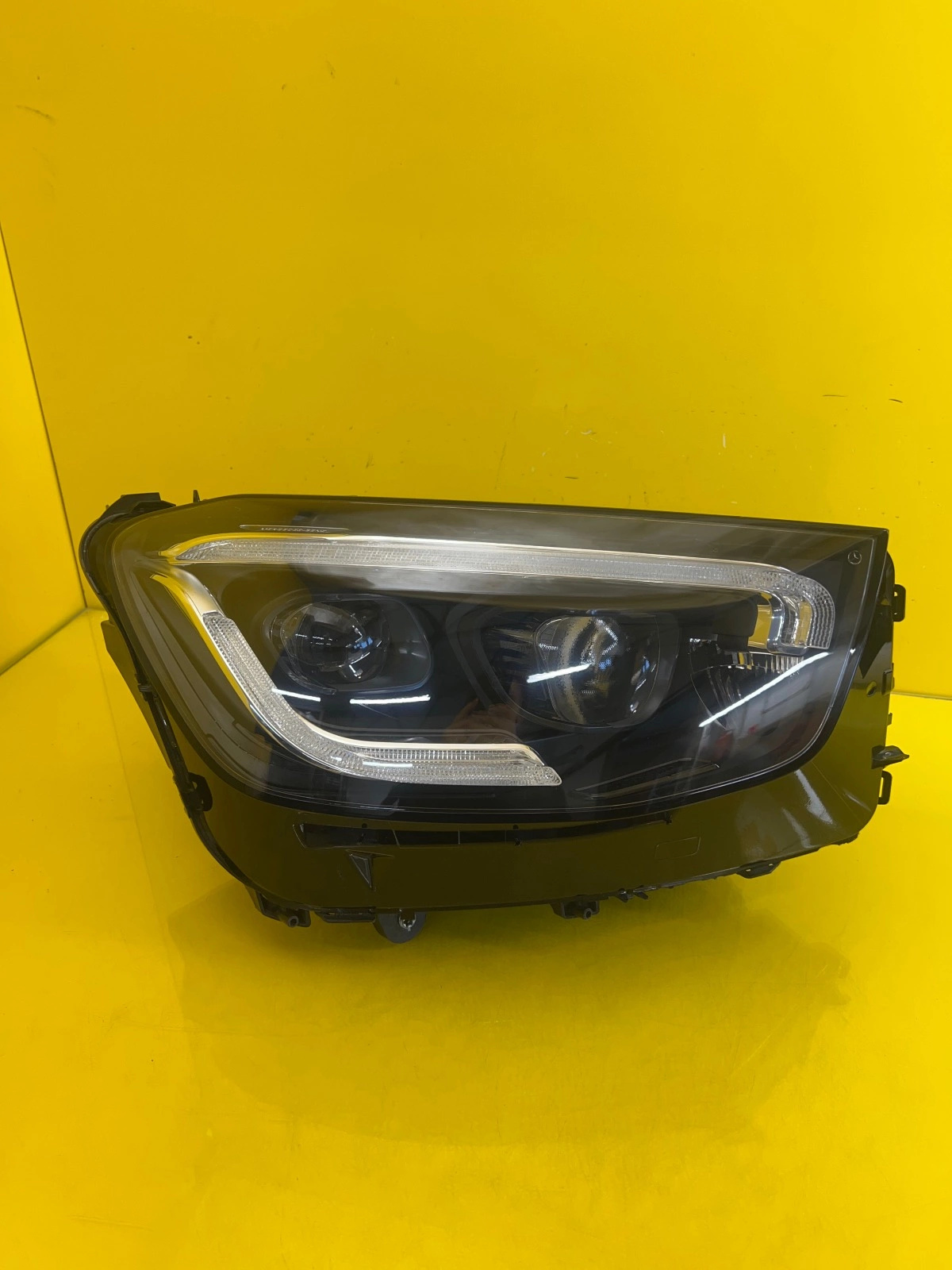 Phare droit Mercedes GLC W253 Lift Full Led Multibeam A2539065603 Autolamps Phare droit Mercedes GLC W253 Lift Full Led Multibeam A2539065603