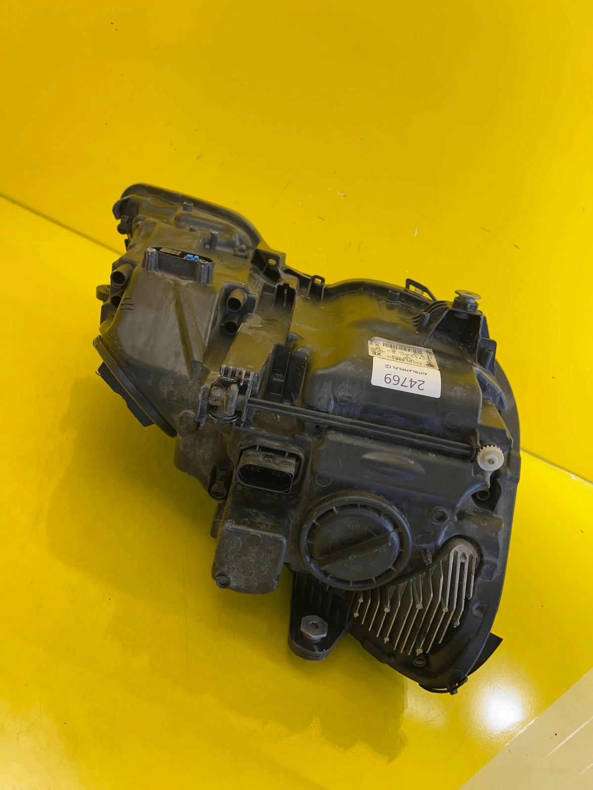 Phare gauche Mercedes classe E W212 Xenon A2128204961 Autolamps 4 Phare gauche Mercedes classe E W212 Xenon A2128204961