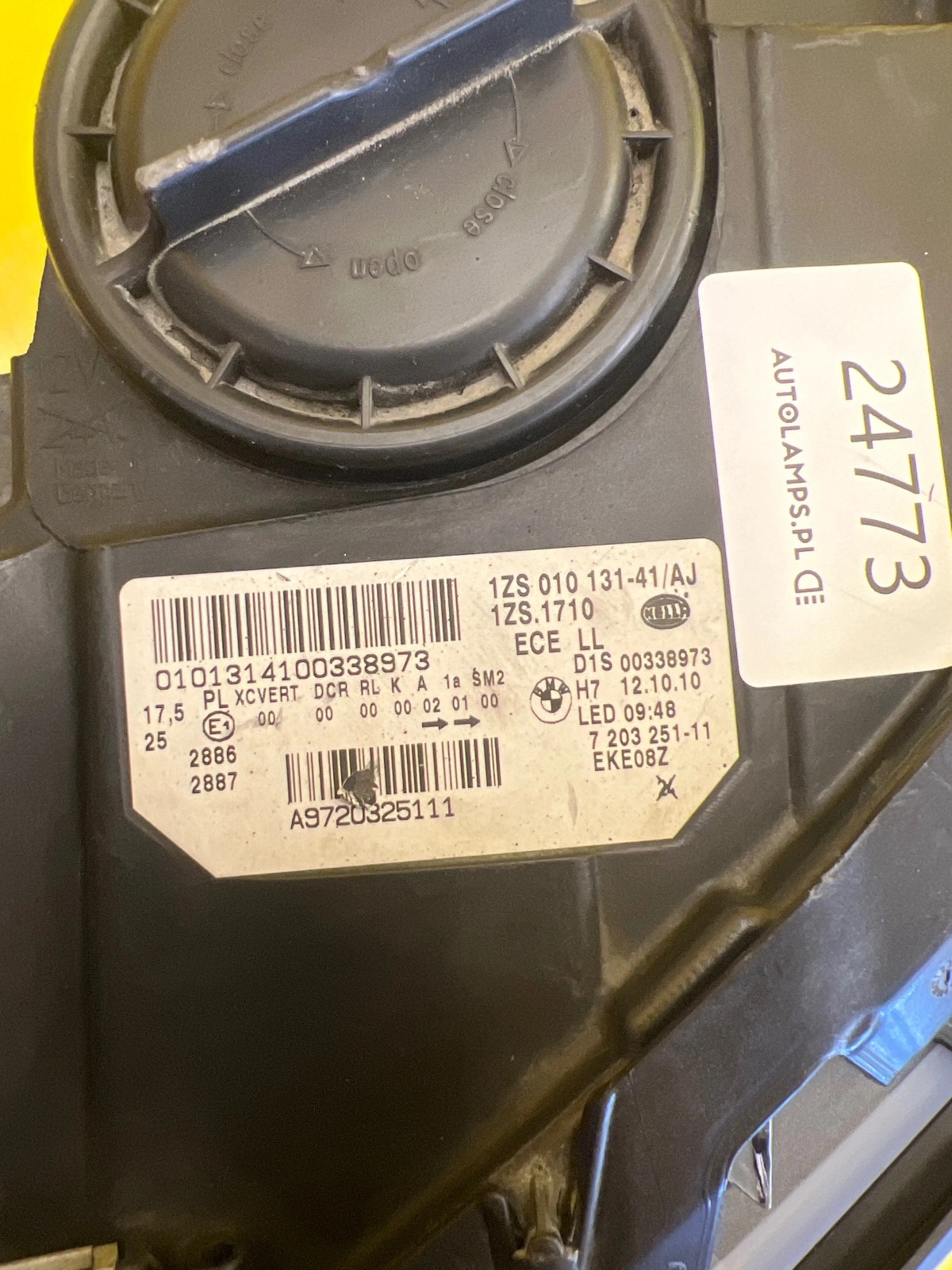 Phare gauche BMW 5 F10 F11 Xenon Torsion 7203251-11 Autolamps 2 Phare gauche BMW 5 F10 F11 Xenon Torsion 7203251-11