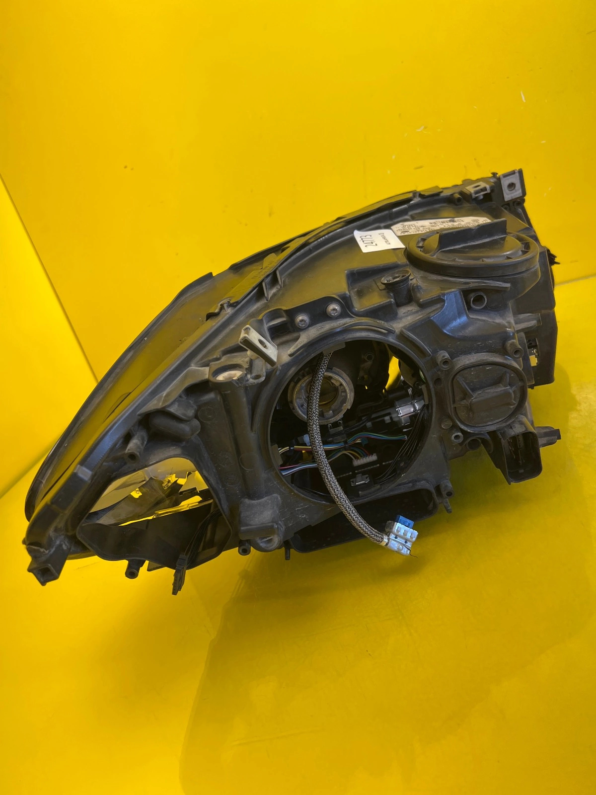 Phare gauche BMW 5 F10 F11 Xenon Torsion 7203251-11 Autolamps 4 Phare gauche BMW 5 F10 F11 Xenon Torsion 7203251-11