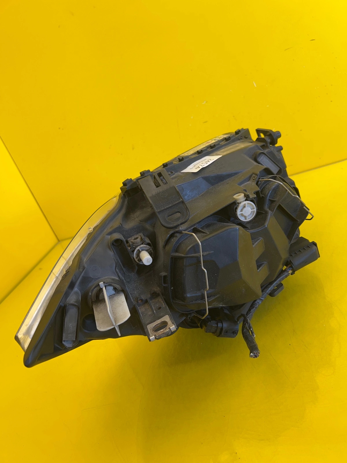 Phare gauche BMW 1 E81 E87 E82 Xenon 6924489 Autolamps 4 Phare gauche BMW 1 E81 E87 E82 Xenon 6924489