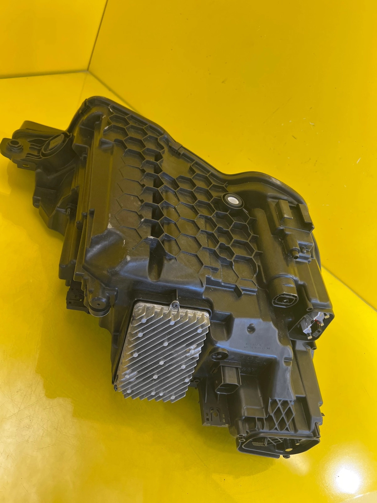 Phare gauche Audi E-Tron 4KE Digital Matrix 4KE941035D Autolamps 5 Phare gauche Audi E-Tron 4KE Digital Matrix 4KE941035D