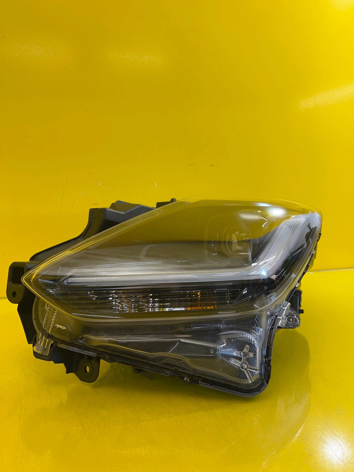 Phare gauche Suzuki Swift MK8 Lift MK9 Full Led Autolamps Phare gauche Suzuki Swift MK8 Lift MK9 Full Led