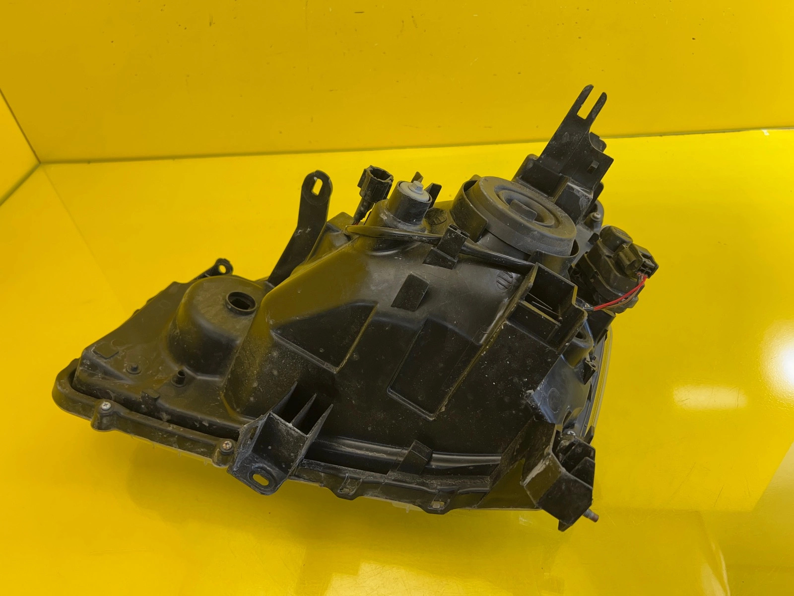 Phare droit Nissan X-Trail T31 26025JG40A Autolamps 4 Phare droit Nissan X-Trail T31 26025JG40A