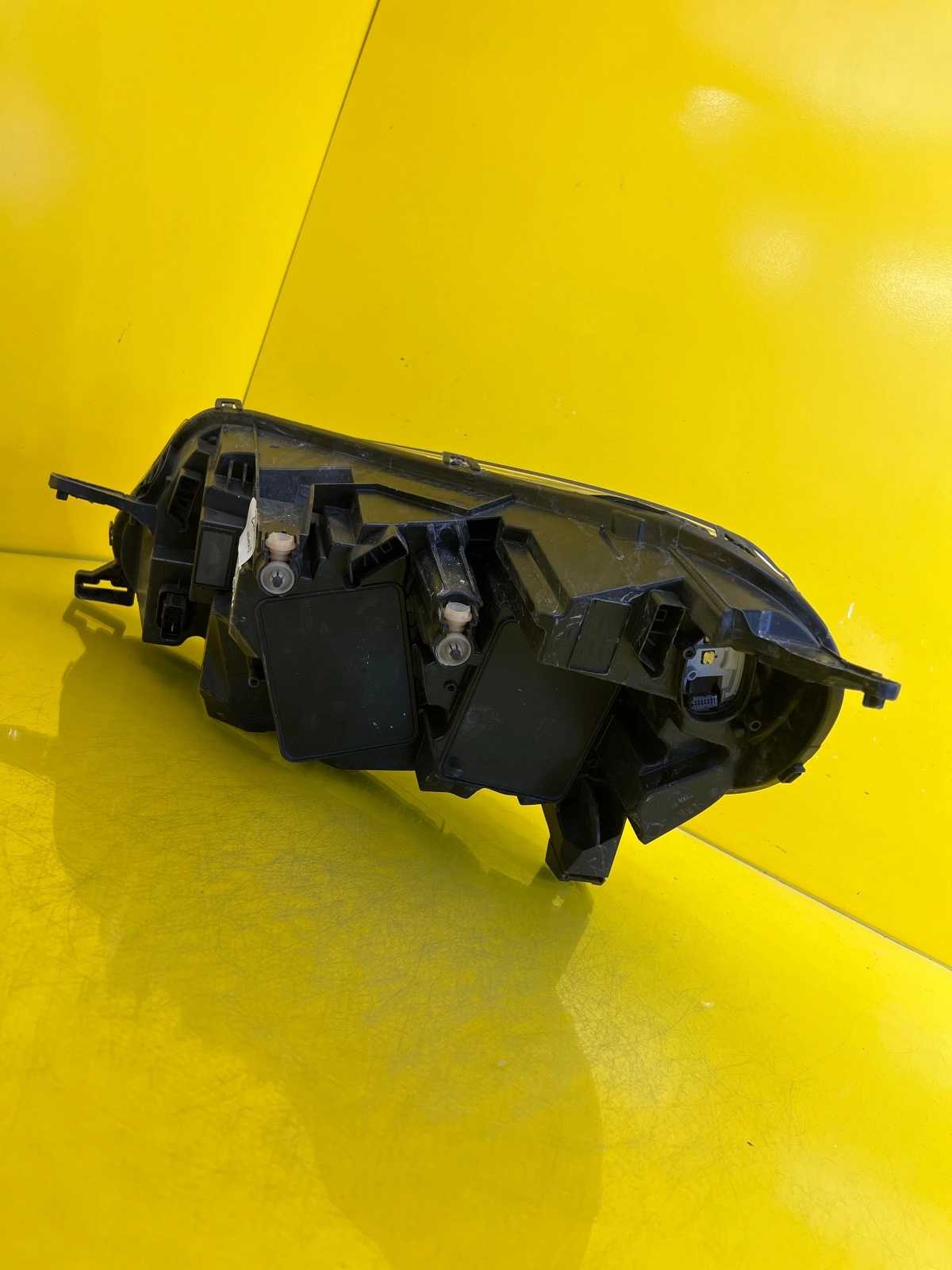 Phare avant droit Opel Vivaro C Zafira D Lift Full Led 9847209880 Autolamps 4 Phare avant droit Opel Vivaro C Zafira D Lift Full Led 9847209880