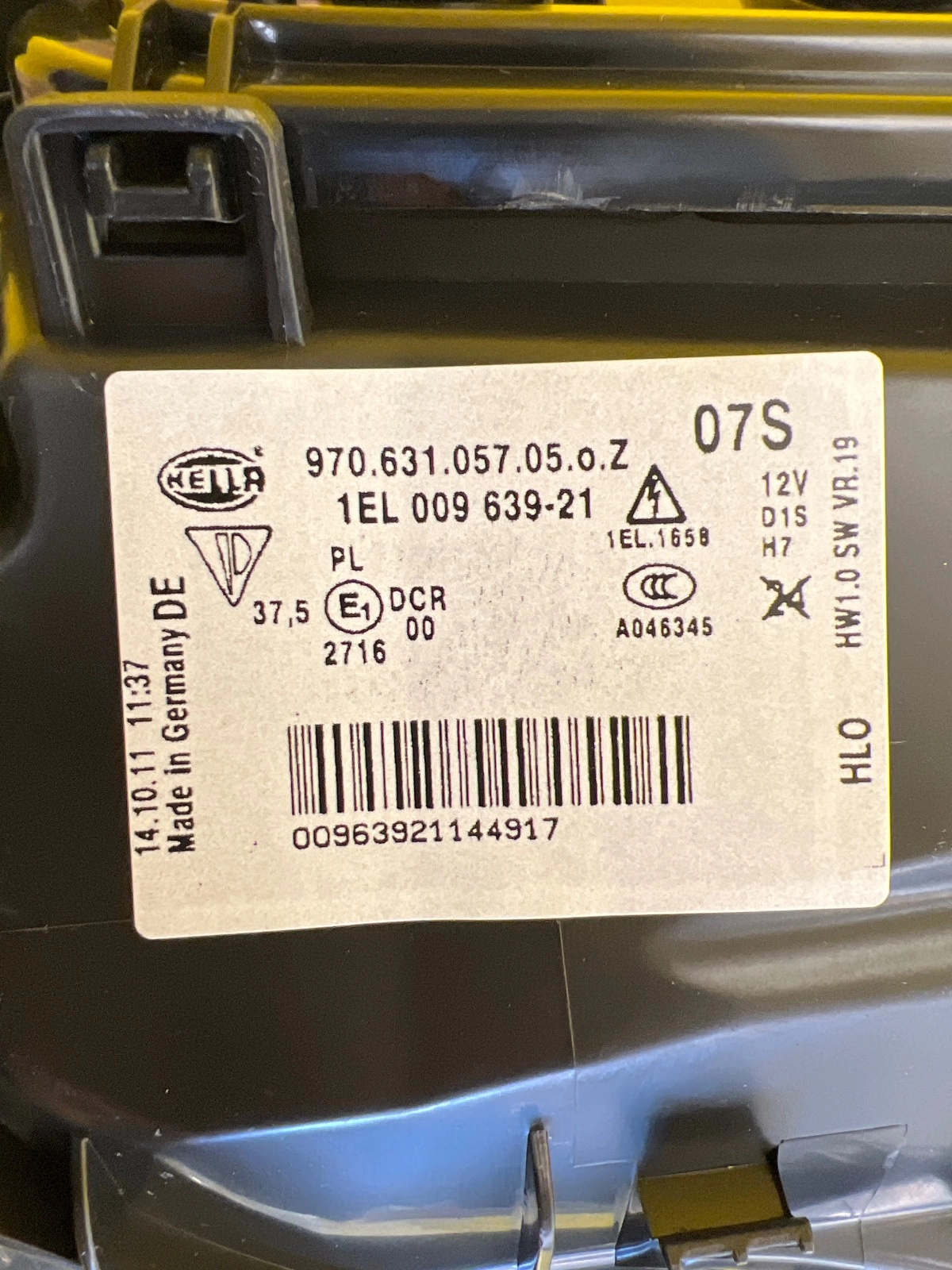 Phare gauche Porsche Panamera 970 09- Xenon 97063105705 Autolamps 3 Phare gauche Porsche Panamera 970 09- Xenon 97063105705