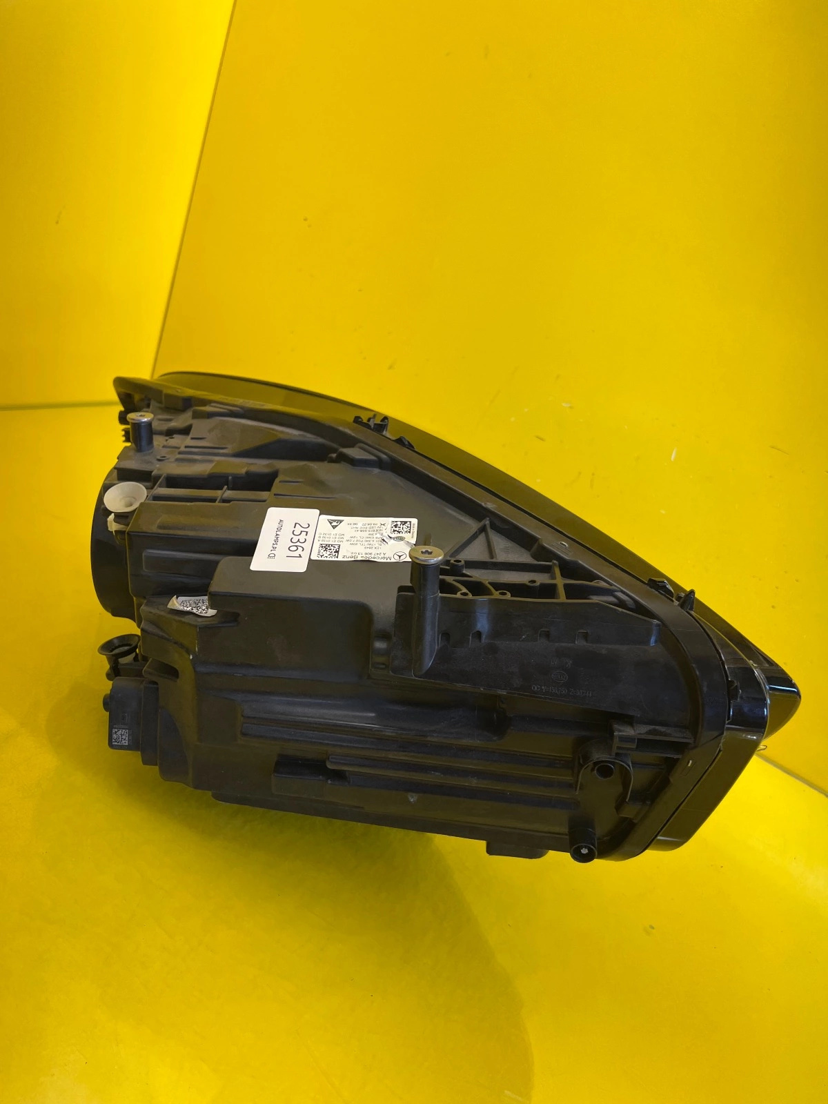 Phare gauche Mercedes Classe B W247 Full Led Multibeam A2479061304 Autolamps 4 Phare gauche Mercedes Classe B W247 Full Led Multibeam A2479061304