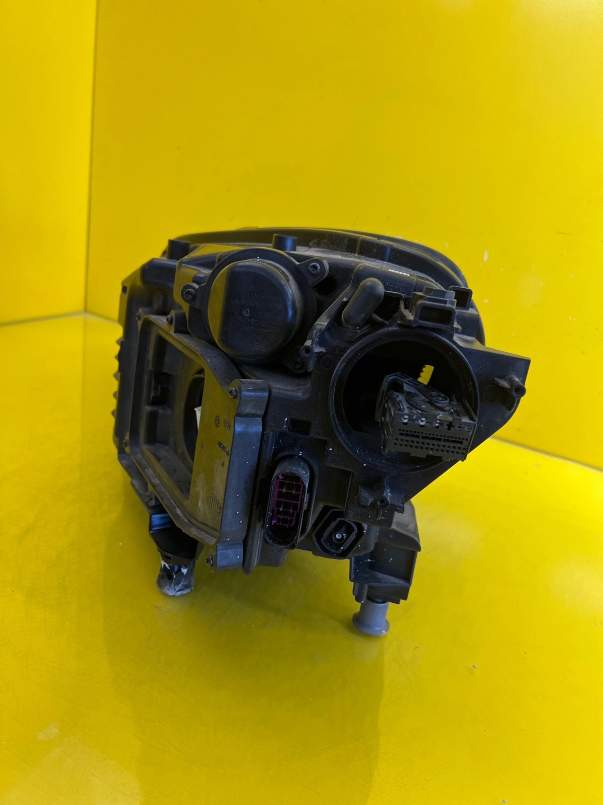 Phare droit Porsche Cayenne III 3 Lift Full Led Laser Matrix 9Y0 9Y0941060M Autolamps 4 Phare droit Porsche Cayenne III 3 Lift Full Led Laser Matrix 9Y0 9Y0941060M