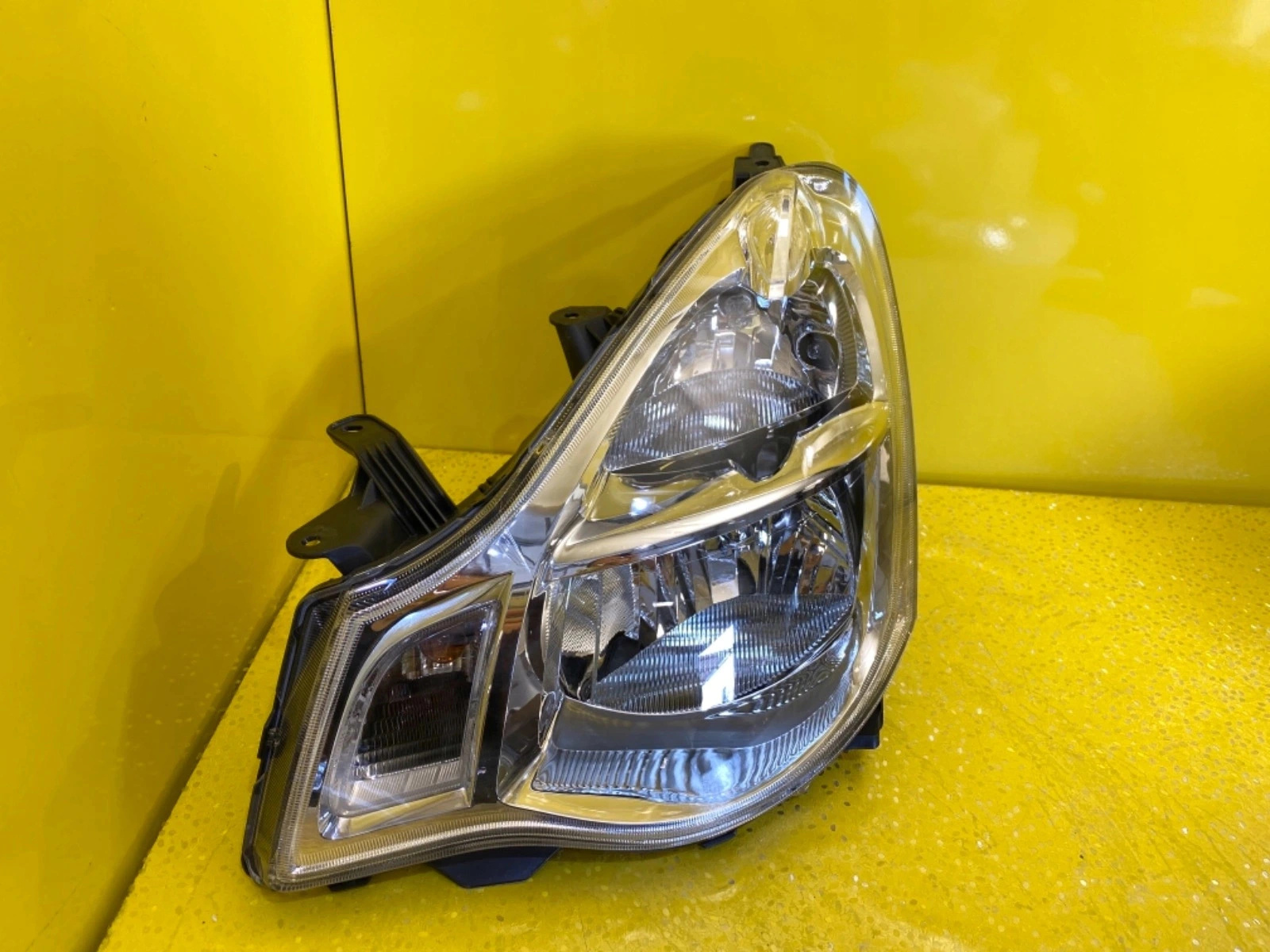 Phare Gauche Nissan Almera G15 2012-2017 L90048216 Autolamps 2 Phare Gauche Nissan Almera G15 2012-2017 L90048216