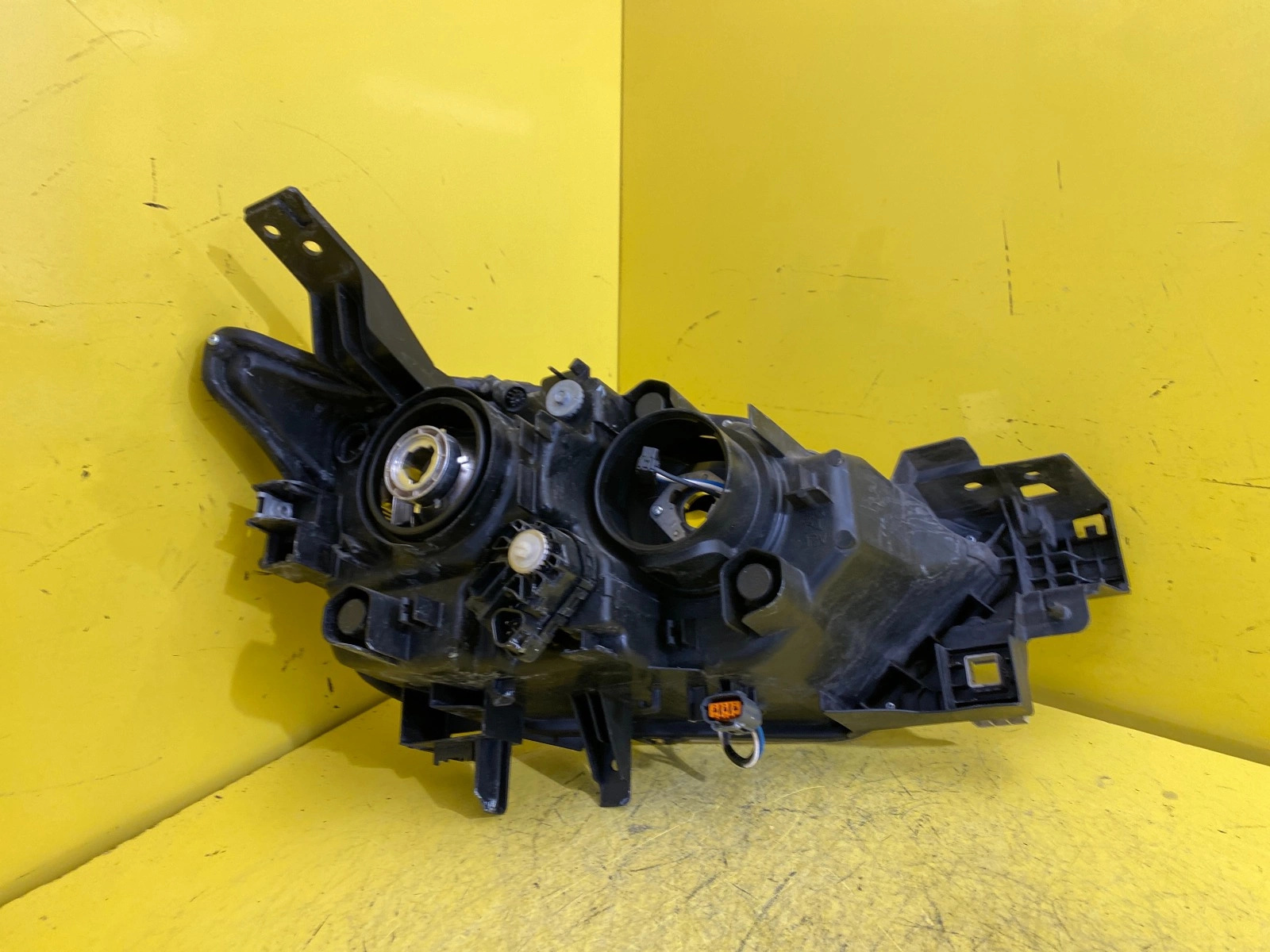 Phare gauche Mazda CX3 CX-3 15+ Normal Autolamps 2 Phare gauche Mazda CX3 CX-3 15+ Normal