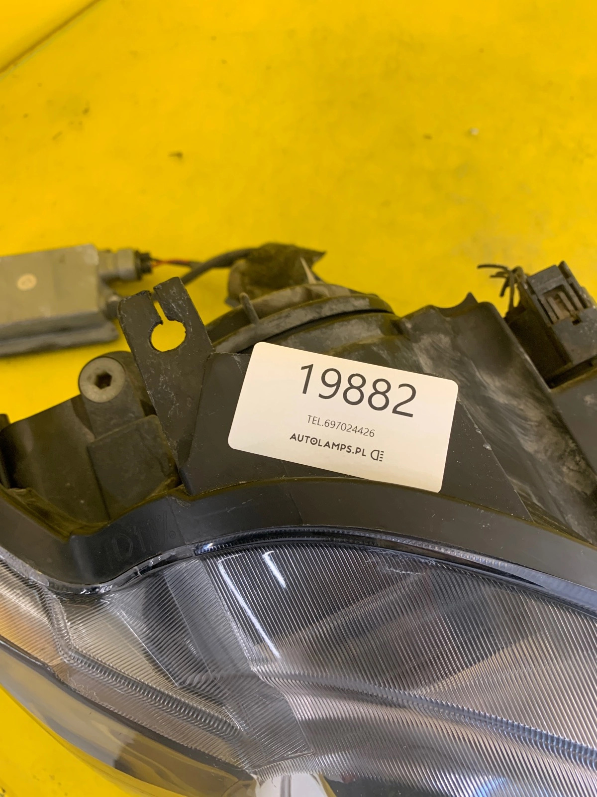 Phare droit JAGUAR XF X250 07-11 H7 Autolamps 2 Phare droit JAGUAR XF X250 07-11 H7