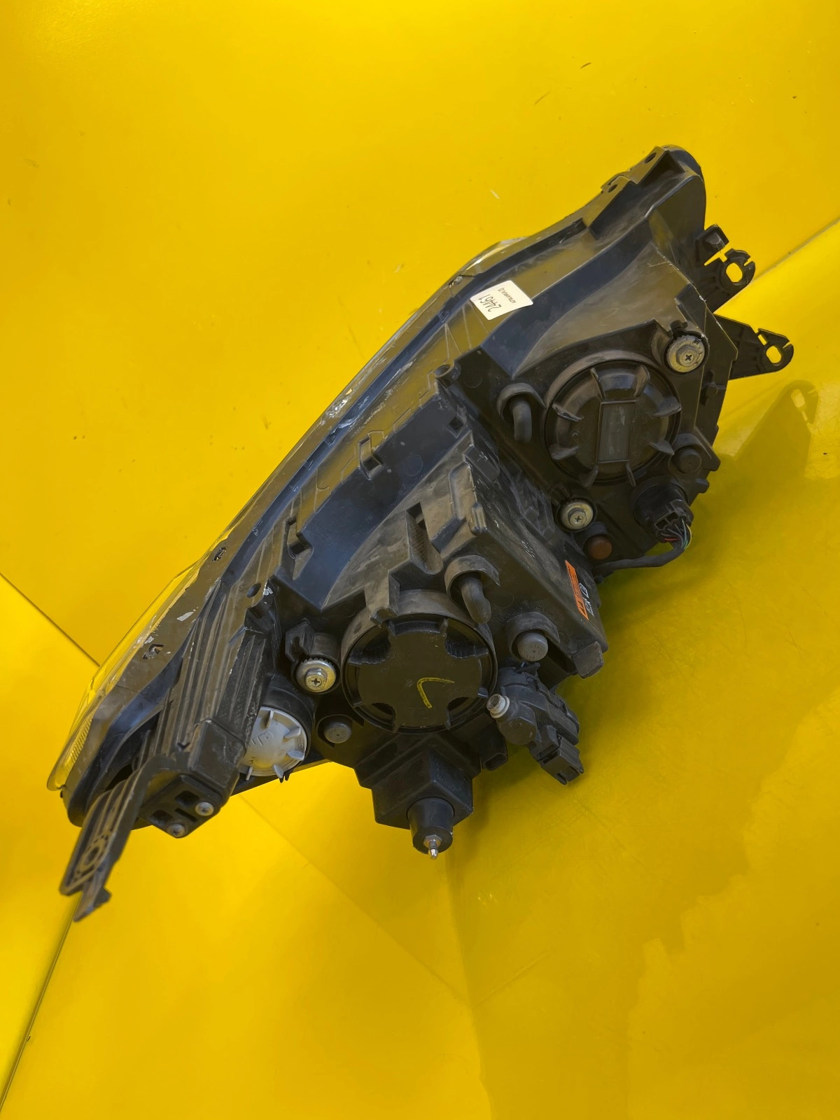 Phare gauche SsangYong Rexton 17-21 Xenon Autolamps 4 Phare gauche SsangYong Rexton 17-21 Xenon