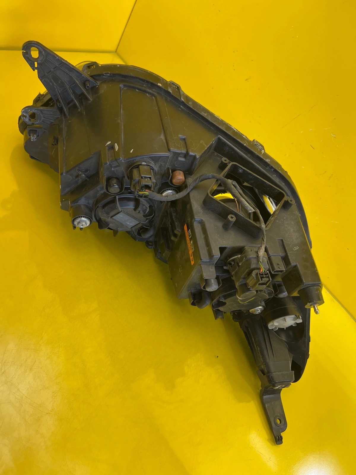 Phare gauche SsangYong Rexton 17-21 Xenon Autolamps 5 Phare gauche SsangYong Rexton 17-21 Xenon