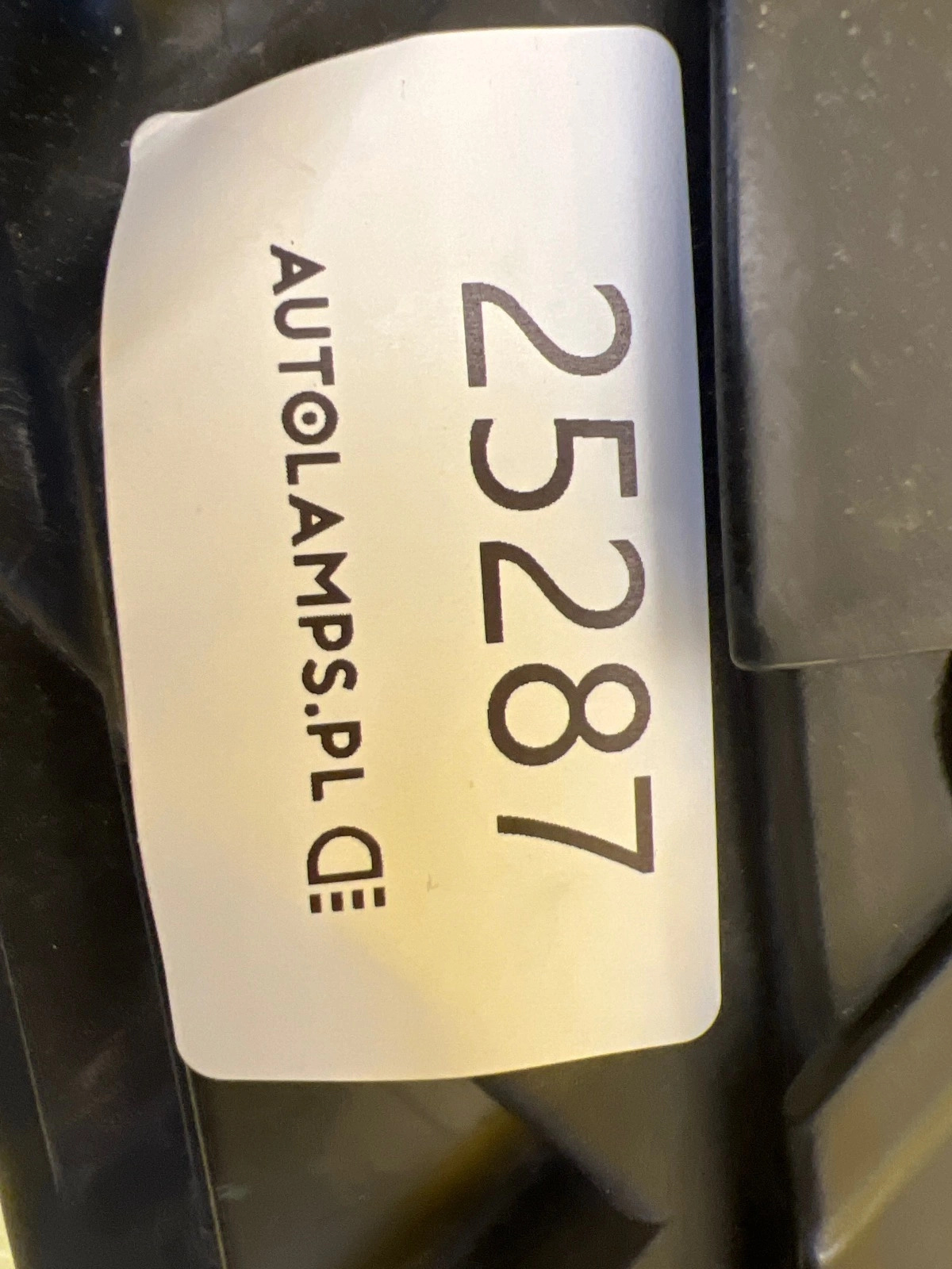 Phare avant droit Subaru Impreza XV 2011- Autolamps 2 Phare avant droit Subaru Impreza XV 2011-