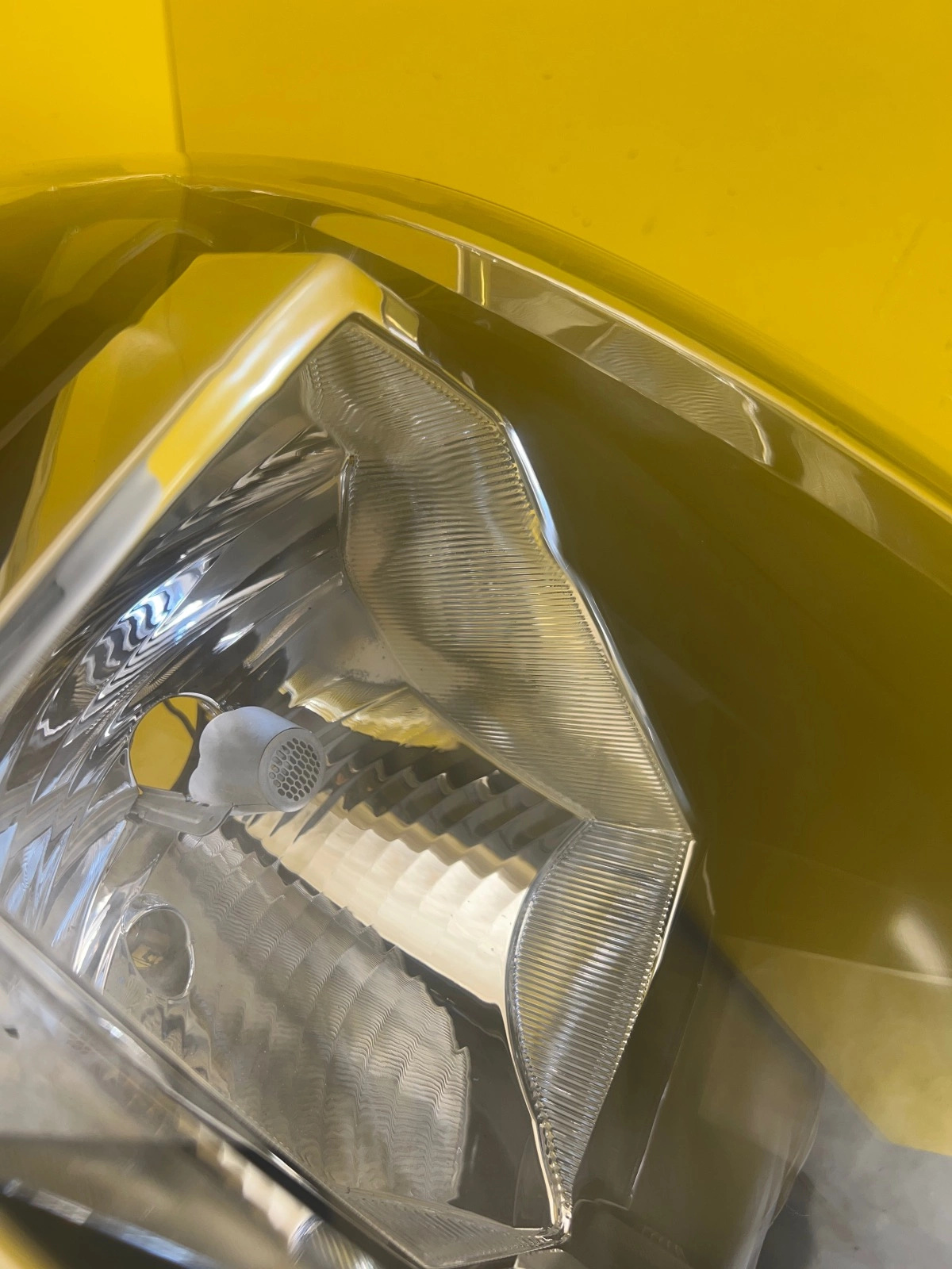 Phare avant droit VW T6 Transporter 7E 15- 7E1941006 Autolamps 3 Phare avant droit VW T6 Transporter 7E 15- 7E1941006