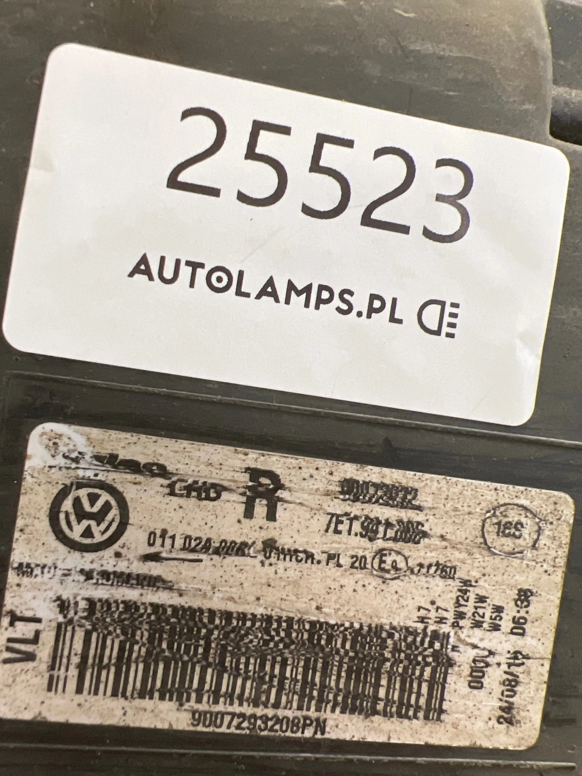 Phare avant droit VW T6 Transporter 7E 15- 7E1941006 Autolamps 4 Phare avant droit VW T6 Transporter 7E 15- 7E1941006