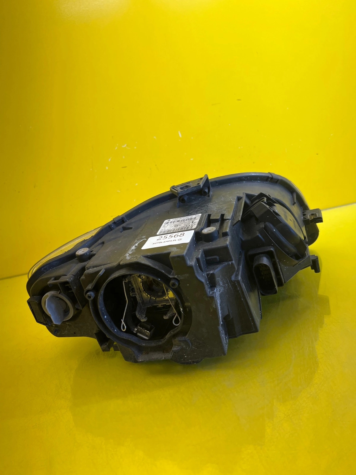 Phare avant gauche Audi A4 B7 05-08 Xenon 8E0941003AM Autolamps 4 Phare avant gauche Audi A4 B7 05-08 Xenon 8E0941003AM