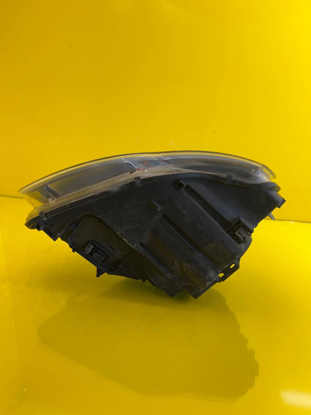 Phare avant gauche Audi A4 B7 05-08 Xenon 8E0941003AM Autolamps 5 Phare avant gauche Audi A4 B7 05-08 Xenon 8E0941003AM