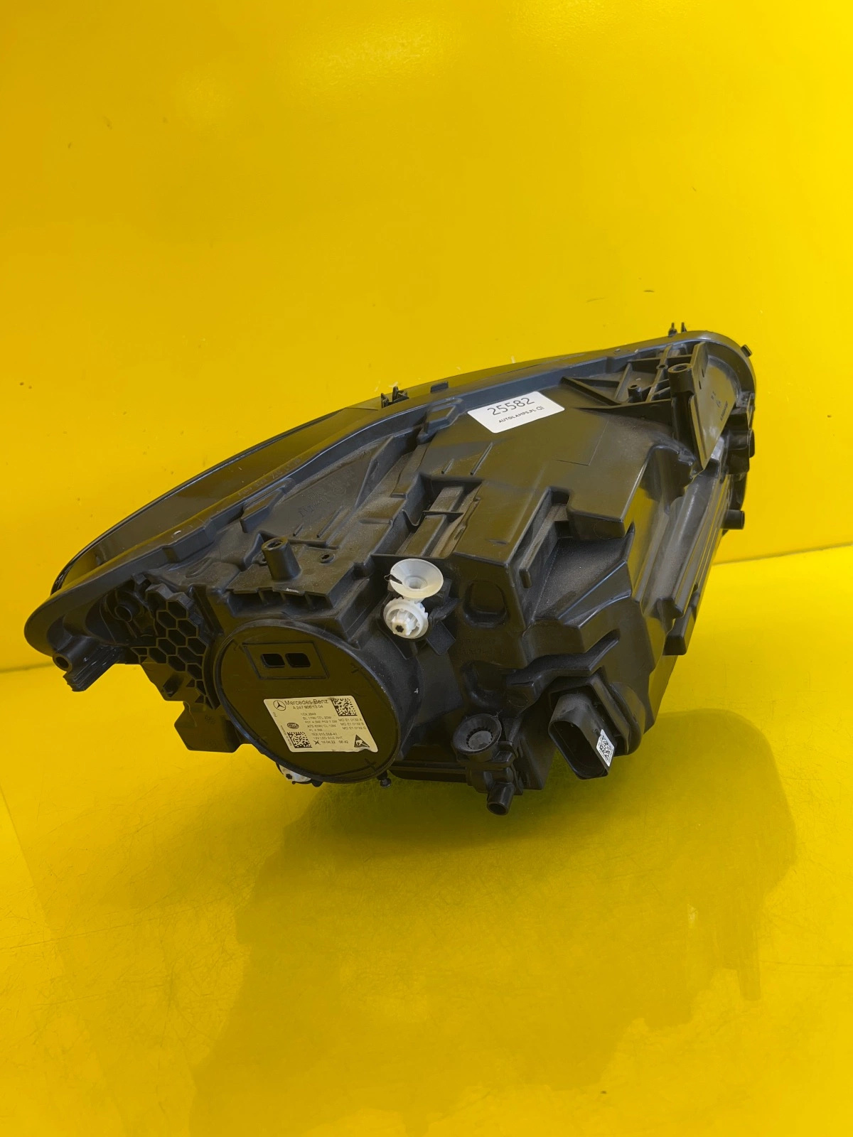 Phare gauche Mercedes Classe B W247 Full Led Multibeam A2479061304 Autolamps 5 Phare gauche Mercedes Classe B W247 Full Led Multibeam A2479061304