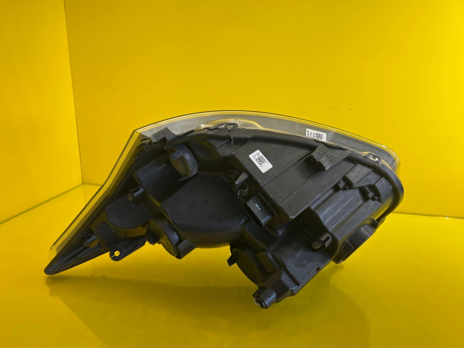 Phare droit Ford Transit MK8 2013- GK31-13W030-BC Autolamps 6 Phare droit Ford Transit MK8 2013- GK31-13W030-BC