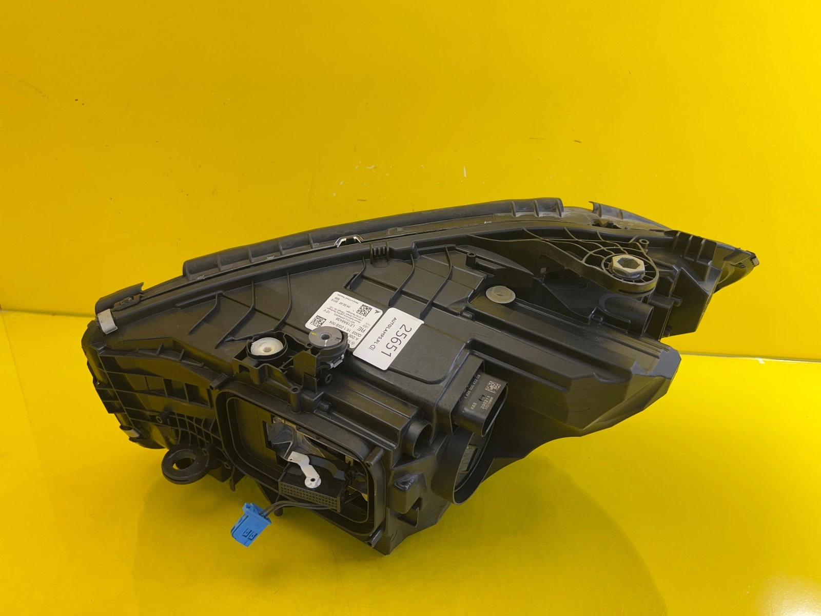 Phare droit Mercedes Classe C W206 Full Led Digital Light A2069064803 21- Autolamps 3 Phare droit Mercedes Classe C W206 Full Led Digital Light A2069064803 21-