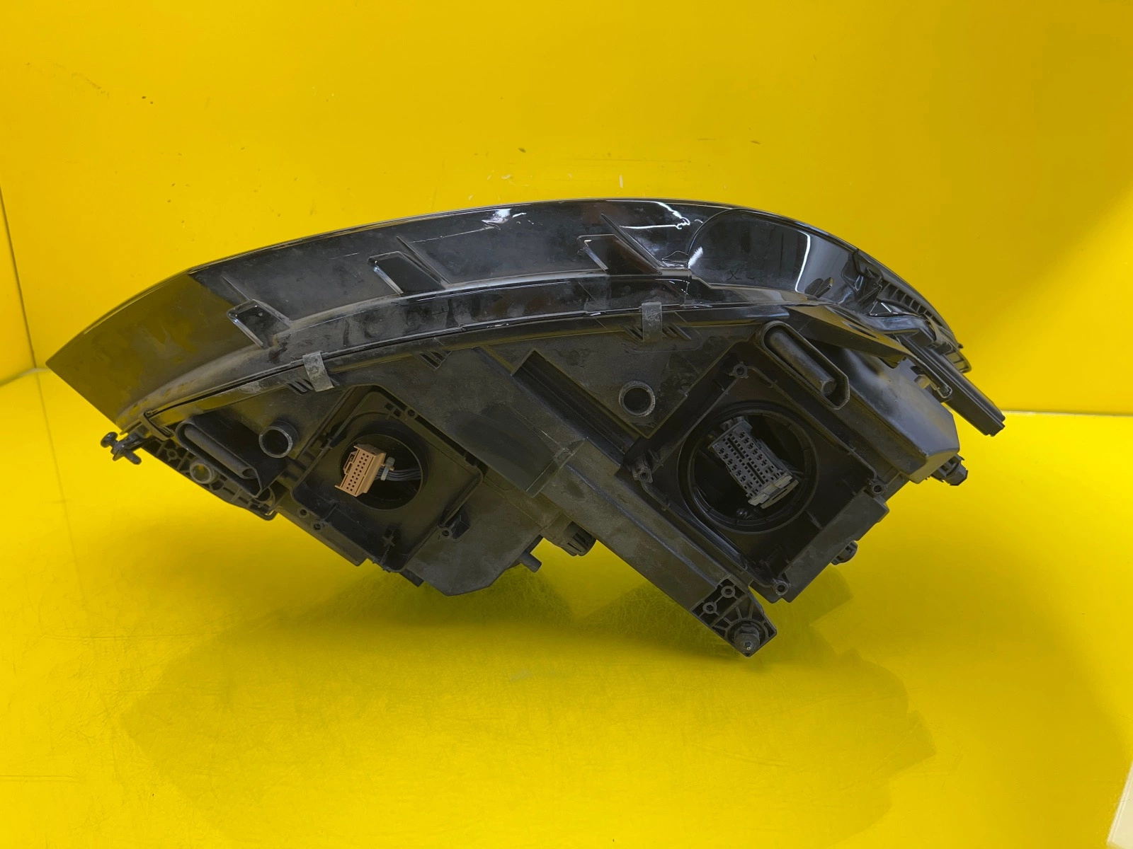 Phare gauche VW Touran 5TB Full Led 5TB941035E Autolamps 4 Phare gauche VW Touran 5TB Full Led 5TB941035E