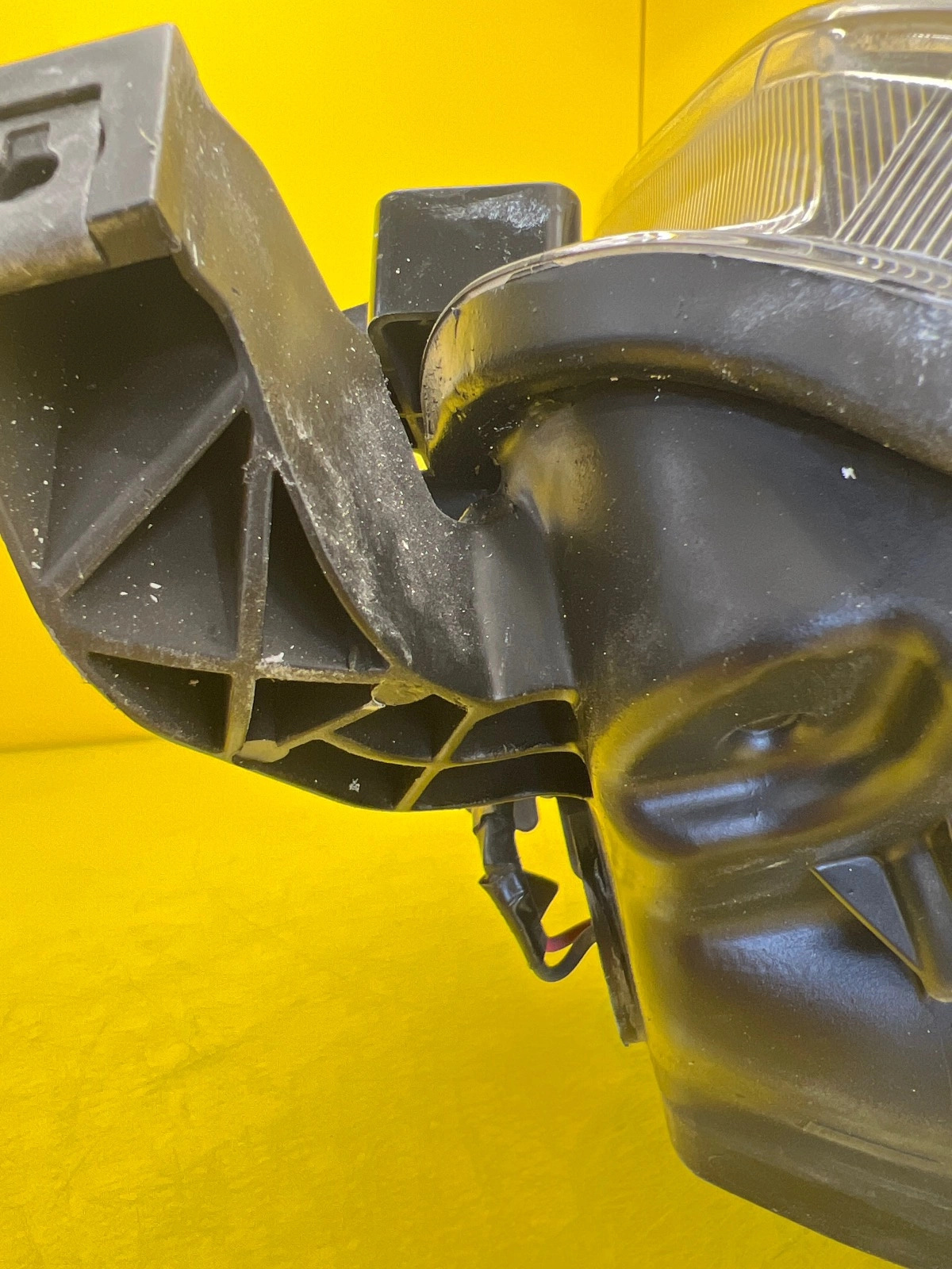 Phare avant gauche Toyota 4RUNNER 2014- USA Autolamps 5 Phare avant gauche Toyota 4RUNNER 2014- USA