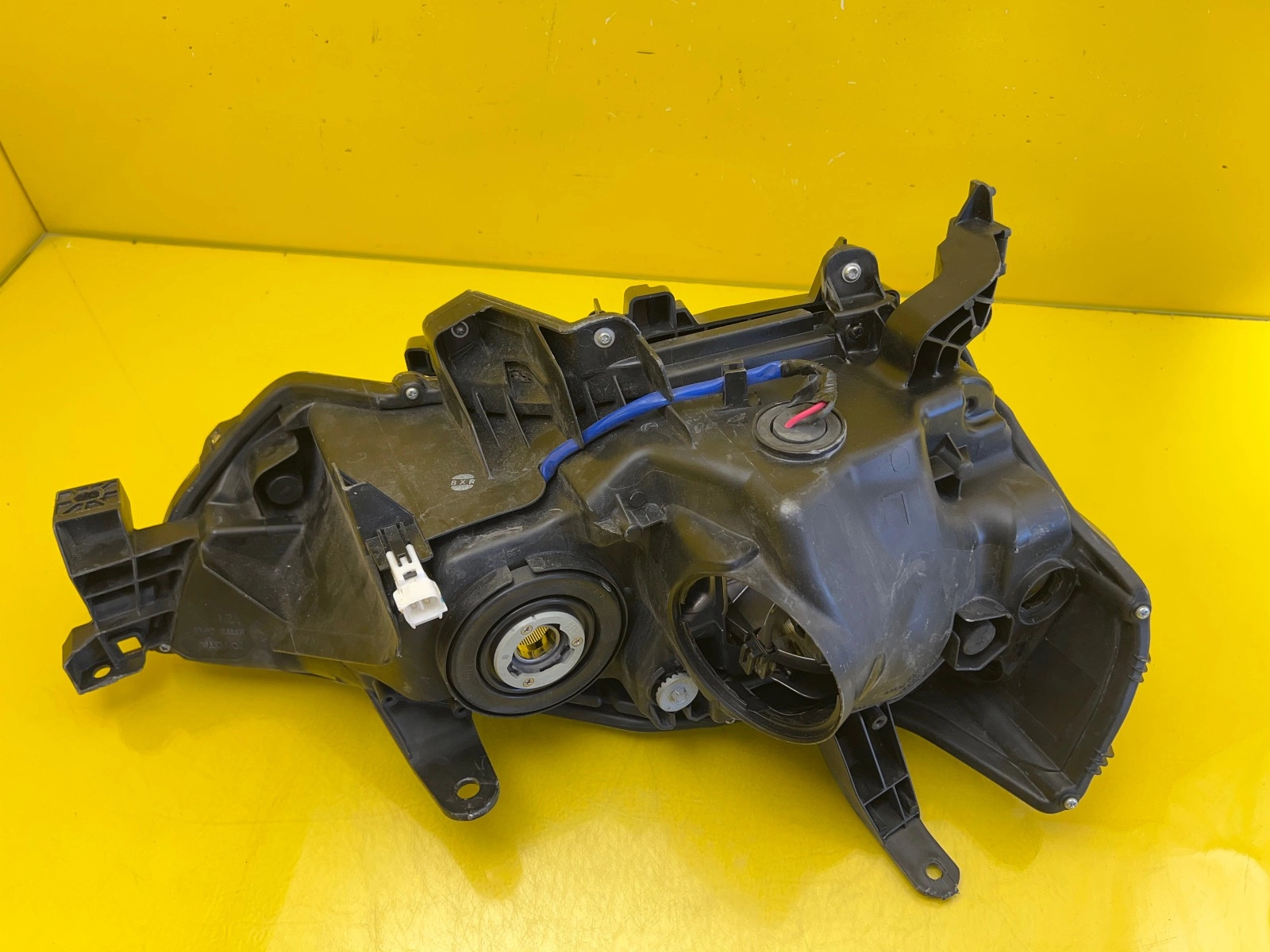 Phare avant gauche Toyota 4RUNNER 2014- USA Autolamps 7 Phare avant gauche Toyota 4RUNNER 2014- USA