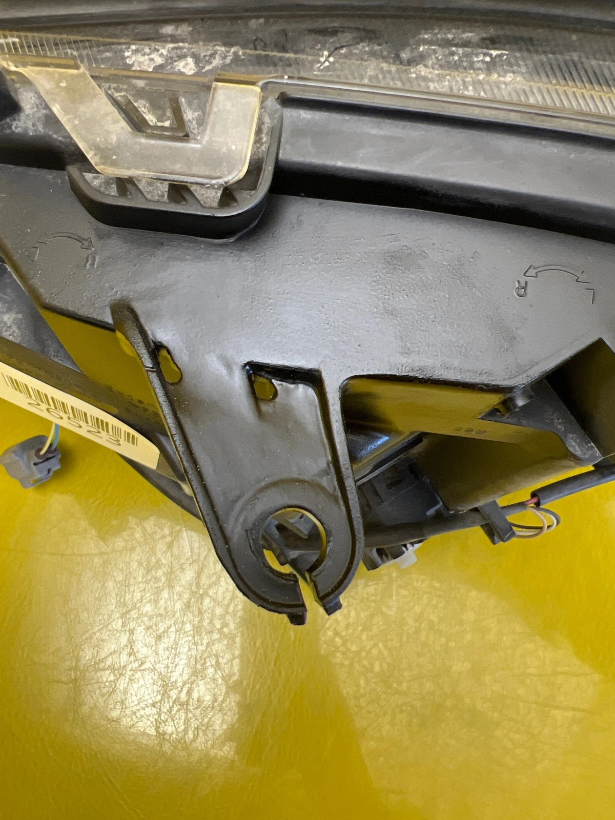 Phare avant droit Toyota Rav4 V Full Led Autolamps 4 Phare avant droit Toyota Rav4 V Full Led