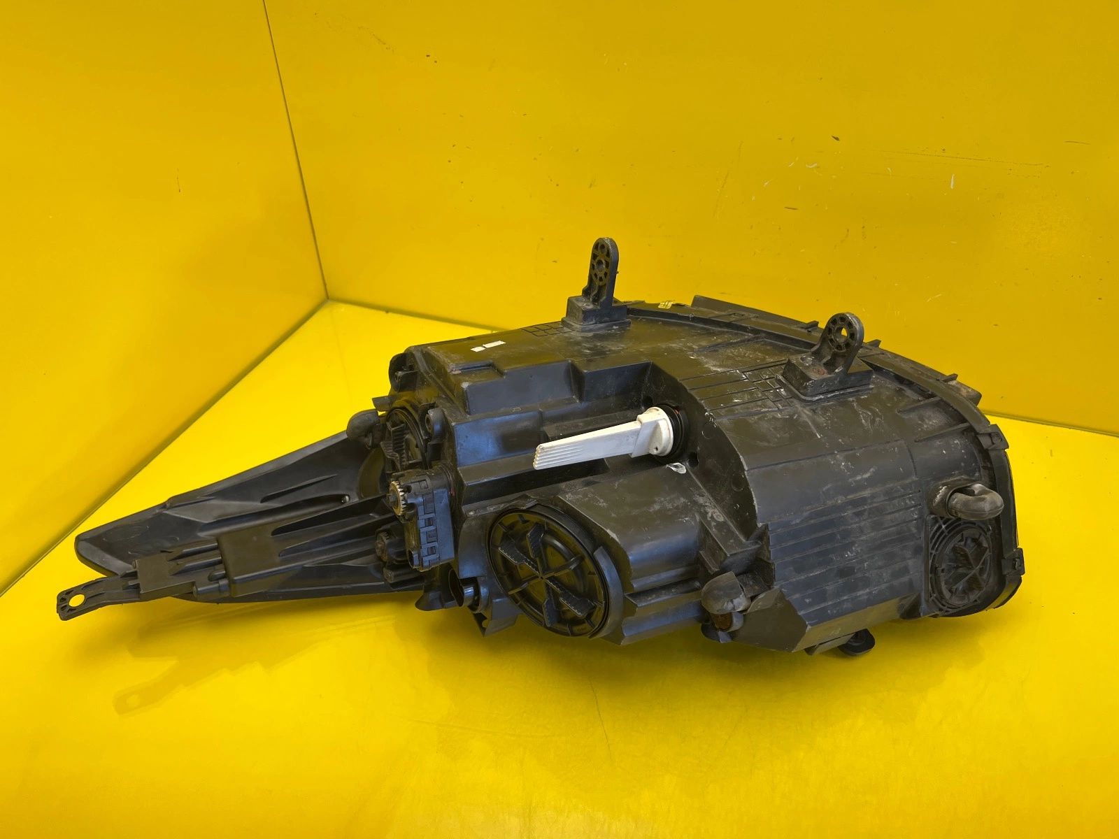 Phare droit Hyundai i40 11- Lentille normale + Led Autolamps 5 Phare droit Hyundai i40 11- Lentille normale + Led