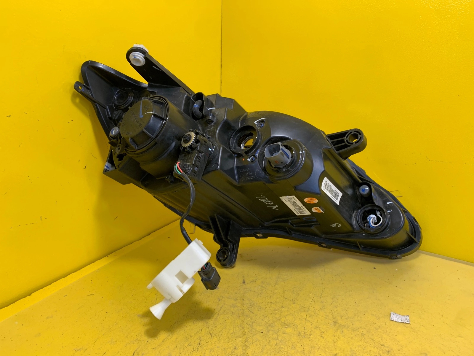 Phare gauche Chrysler 200 2010- Autolamps 3 Phare gauche Chrysler 200 2010-