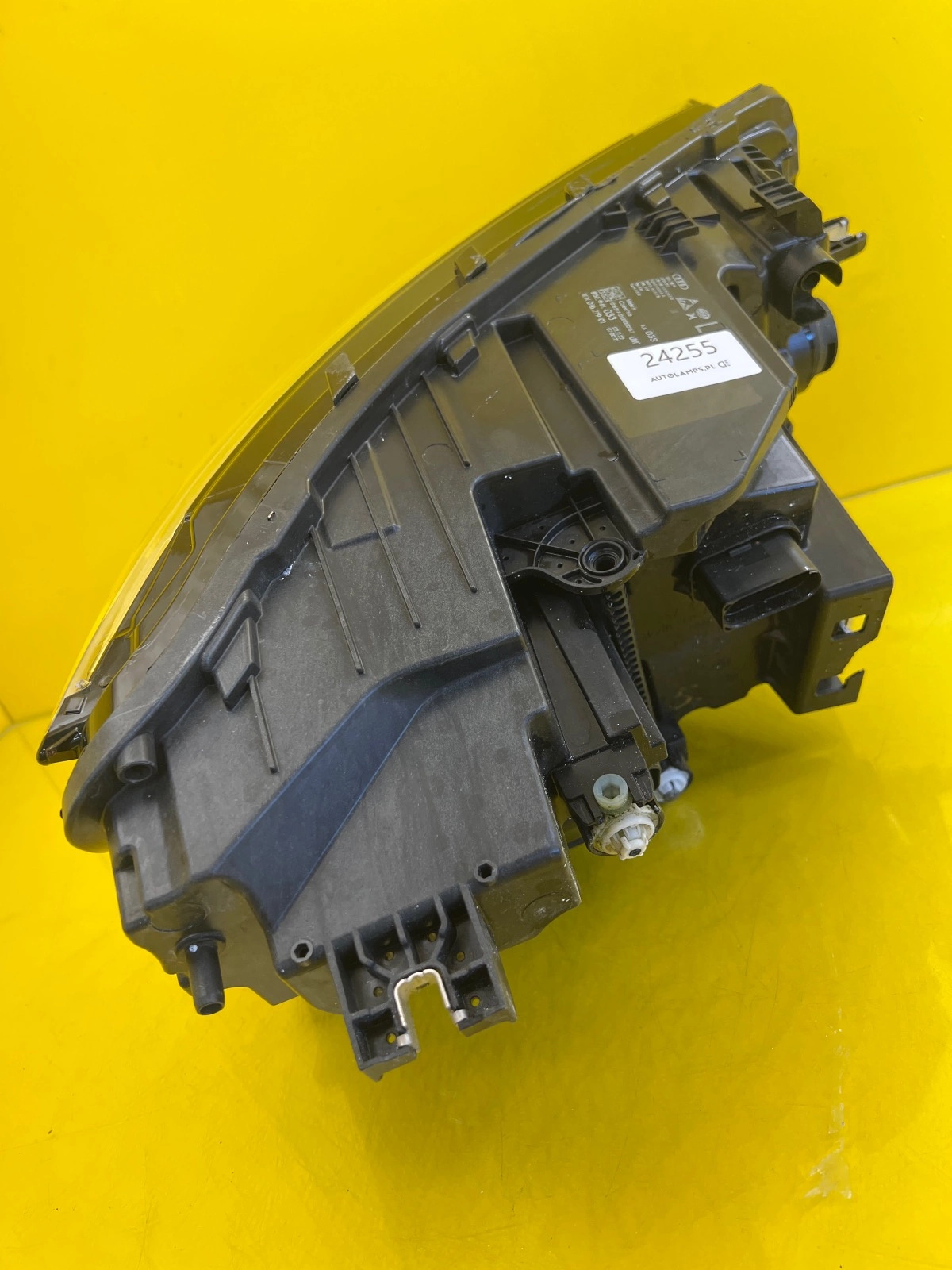 Phare gauche Audi A6 E-Tron Full Led 85E941033 Autolamps 3 Phare gauche Audi A6 E-Tron Full Led 85E941033