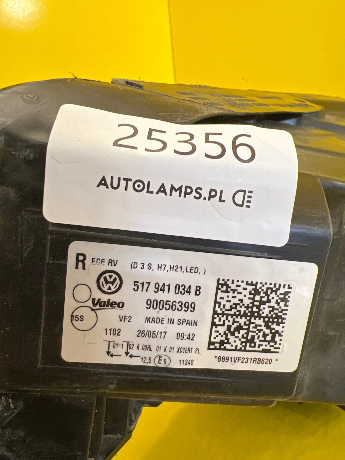 Phare droit VW Golf Sportsvan Xenon 14-18 517941034B Autolamps 2 Phare droit VW Golf Sportsvan Xenon 14-18 517941034B