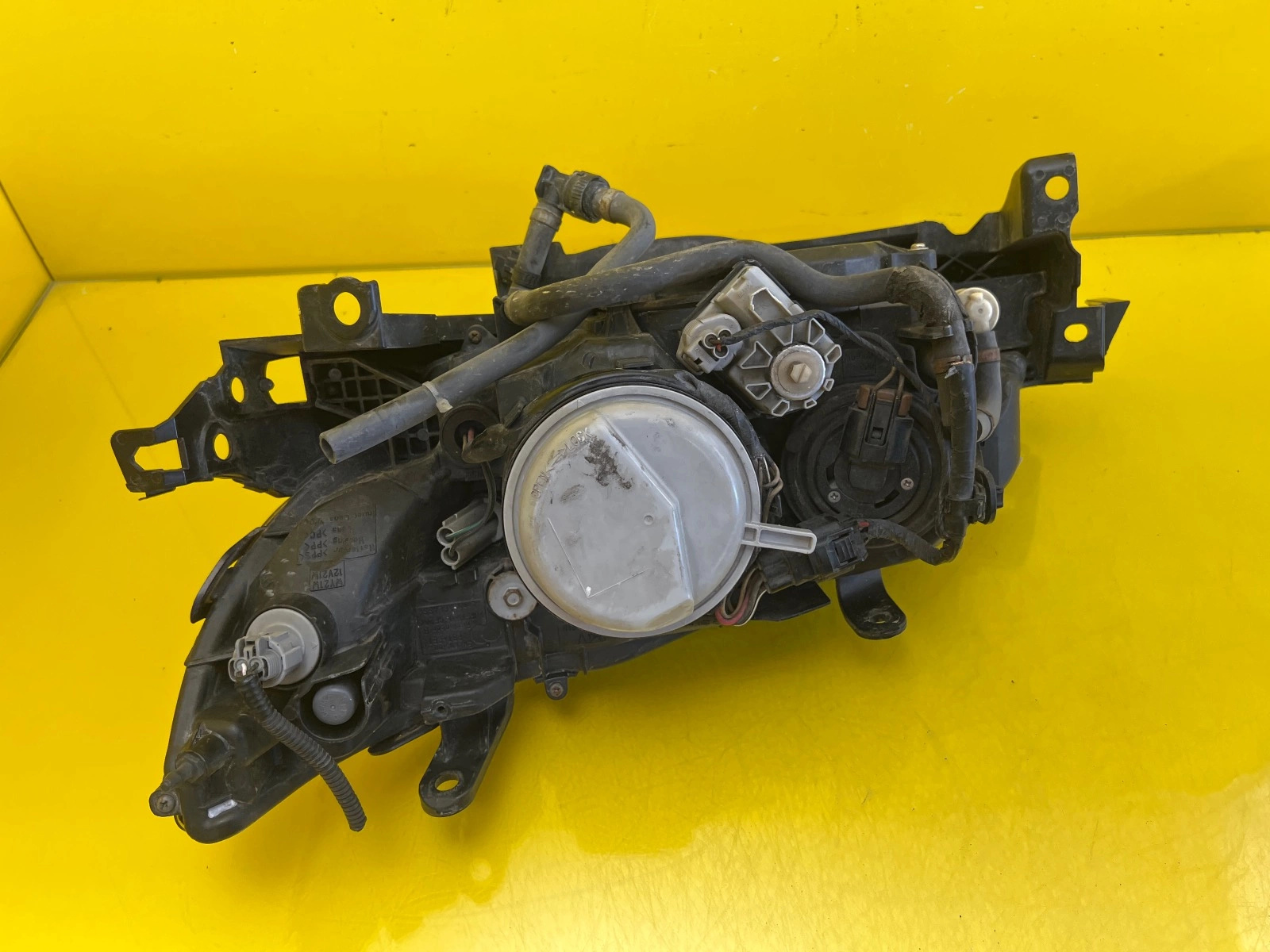 Phare droit Subaru Legacy Outback IV Lift 06-09 Xenon Autolamps 5 Phare droit Subaru Legacy Outback IV Lift 06-09 Xenon