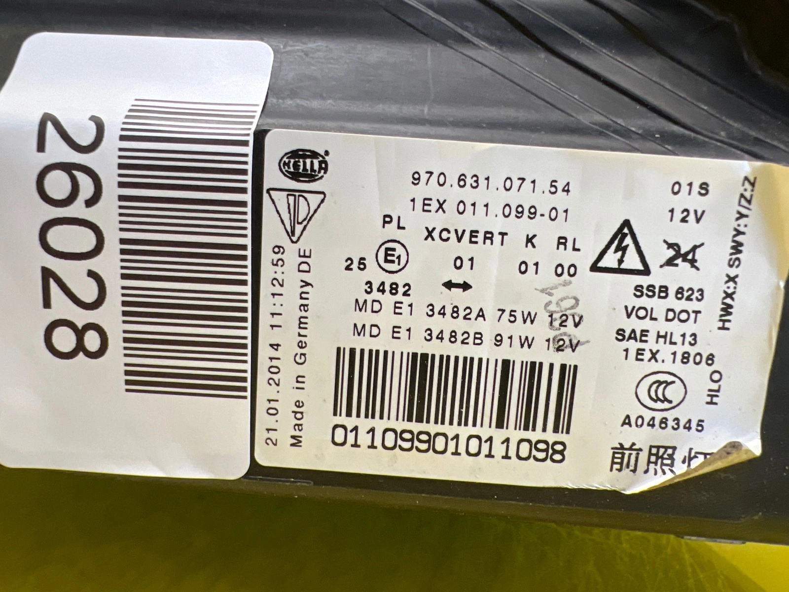 Phare gauche Porsche Panamera 970 Lift Bi-Xenon Led 970631071 USA Autolamps 2 Phare gauche Porsche Panamera 970 Lift Bi-Xenon Led 970631071 USA
