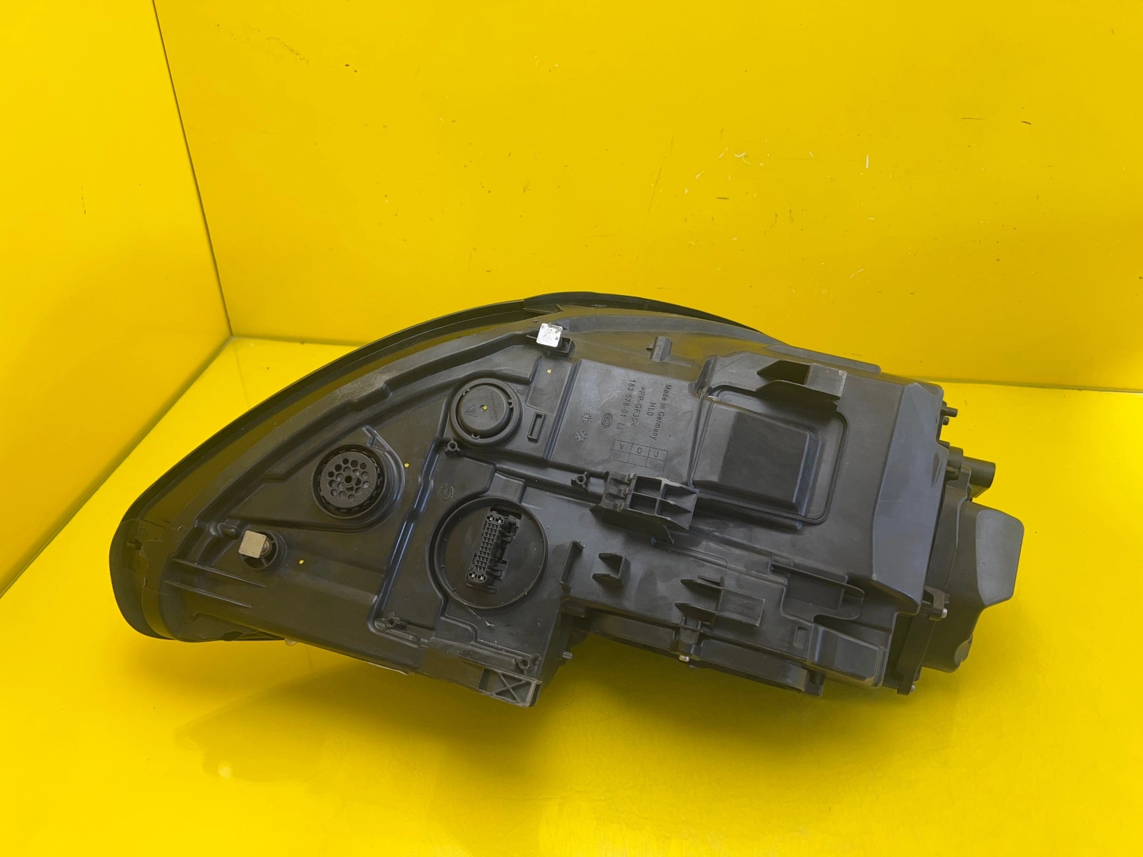 Phare gauche Porsche Panamera 970 Lift Bi-Xenon Led 970631071 USA Autolamps 5 Phare gauche Porsche Panamera 970 Lift Bi-Xenon Led 970631071 USA