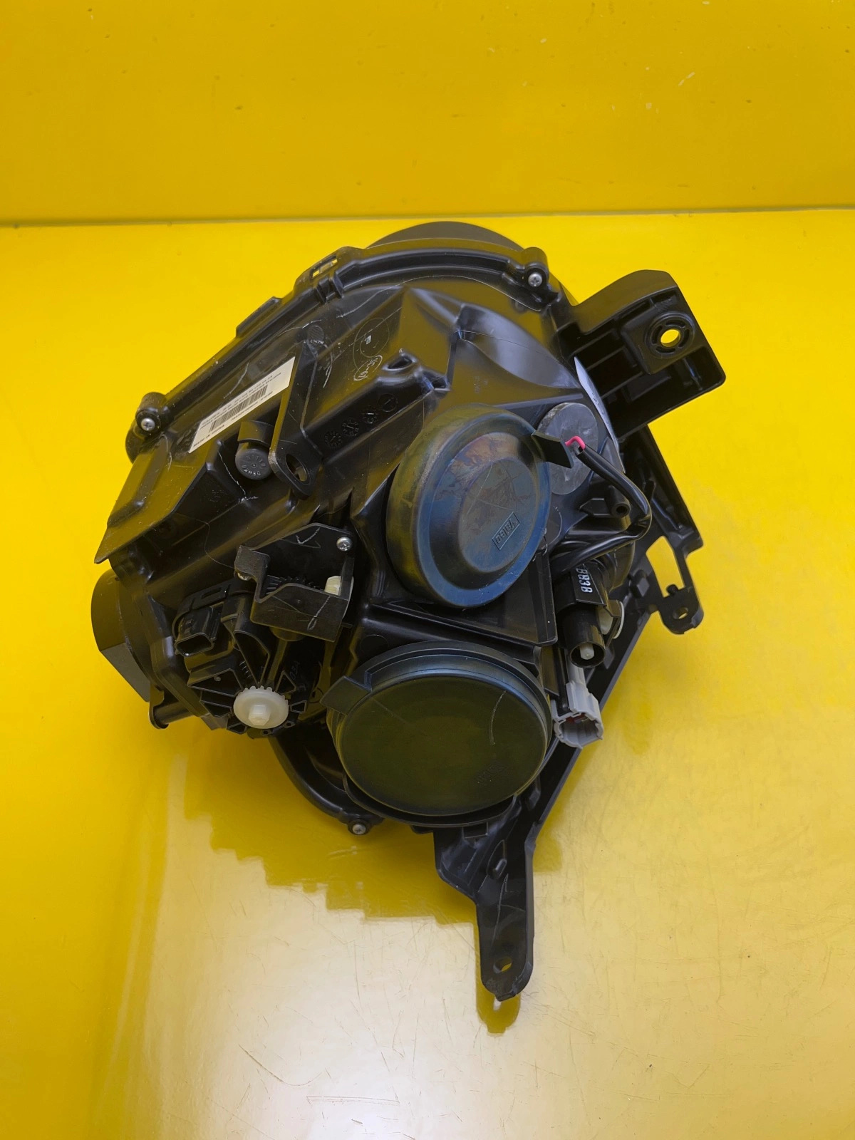 Phare avant droit Nissan Juke Xenon Lift 14- Autolamps 5 Phare avant droit Nissan Juke Xenon Lift 14-