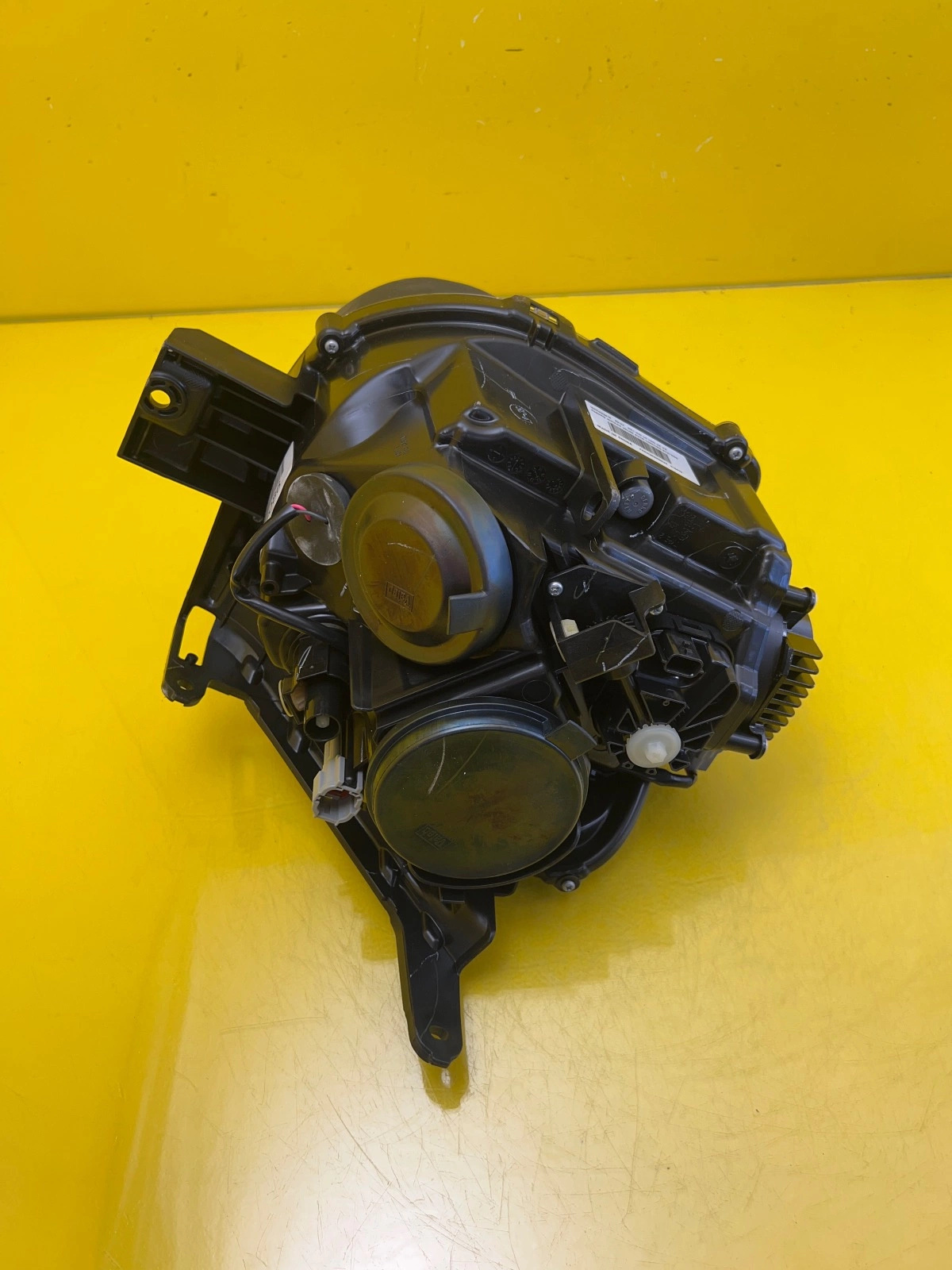 Phare avant gauche Nissan Juke Xenon Lift 14- Autolamps 6 Phare avant gauche Nissan Juke Xenon Lift 14-