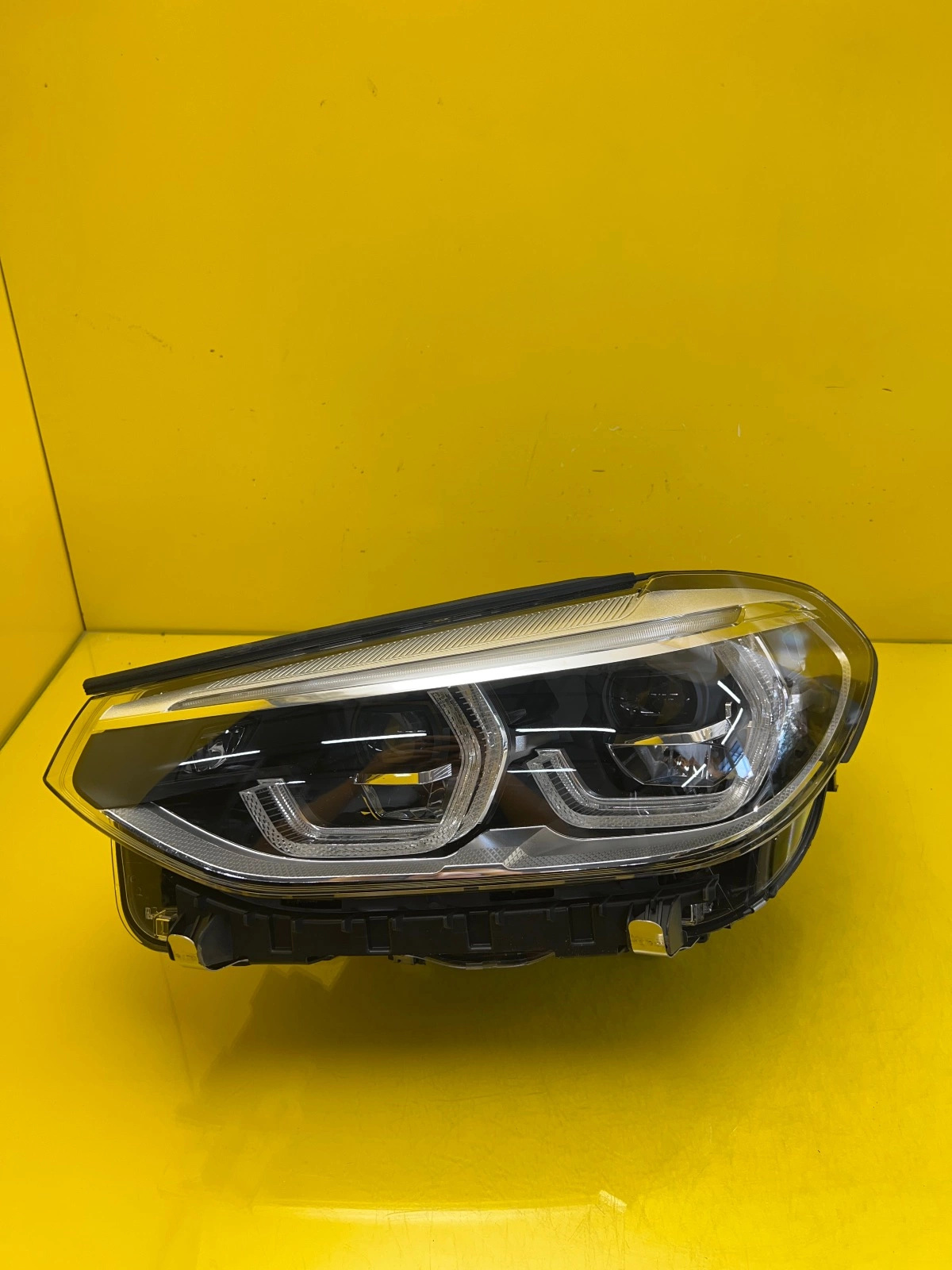 Phare Gauche BMW X3 G01 X4 G02 18- Full Led 7466119-04 Autolamps Phare Gauche BMW X3 G01 X4 G02 18- Full Led 7466119-04