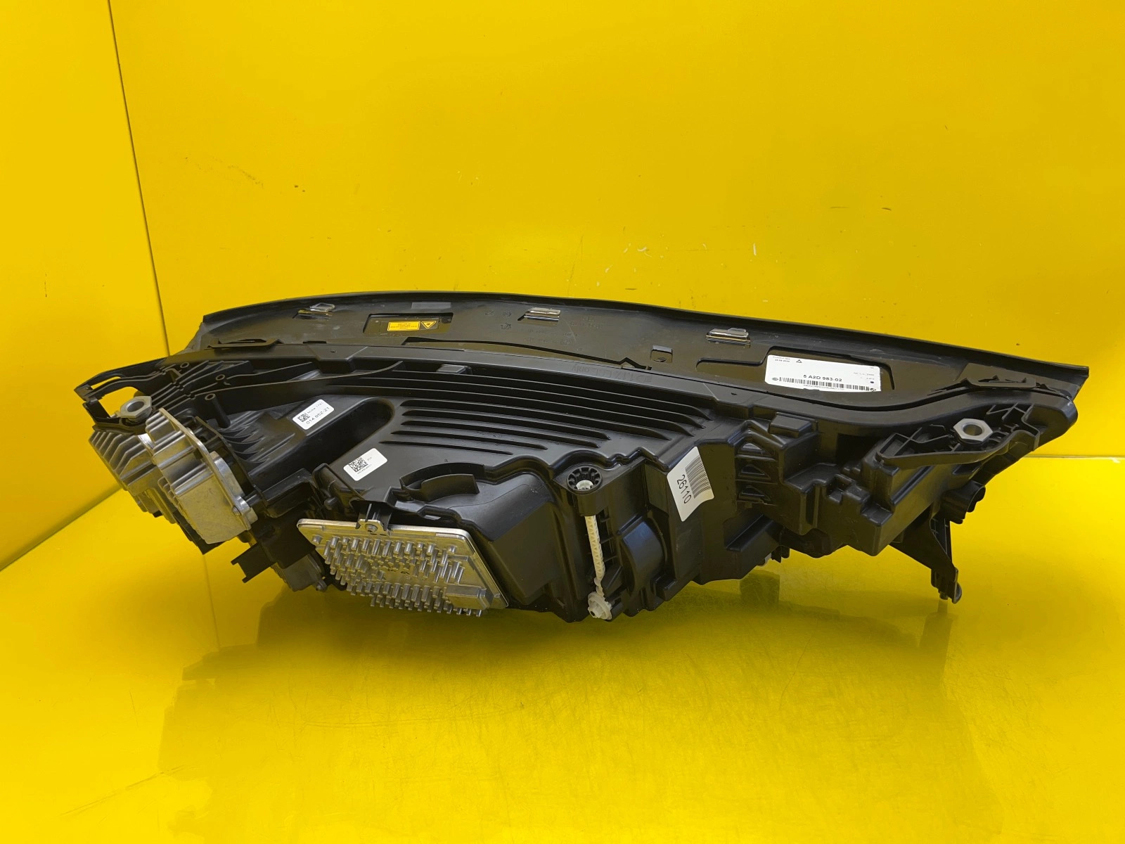 Phare gauche BMW IX M60 Full Led Laser 5A2D983-02 Autolamps 4 Phare gauche BMW IX M60 Full Led Laser 5A2D983-02