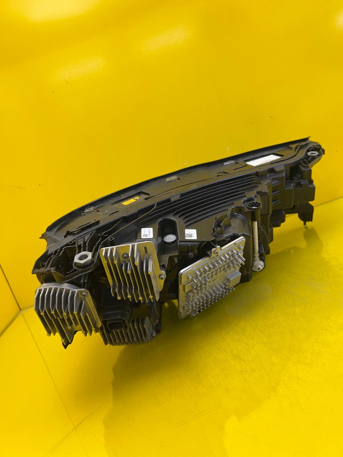 Phare gauche BMW IX M60 Full Led Laser 5A2D983-02 Autolamps 5 Phare gauche BMW IX M60 Full Led Laser 5A2D983-02