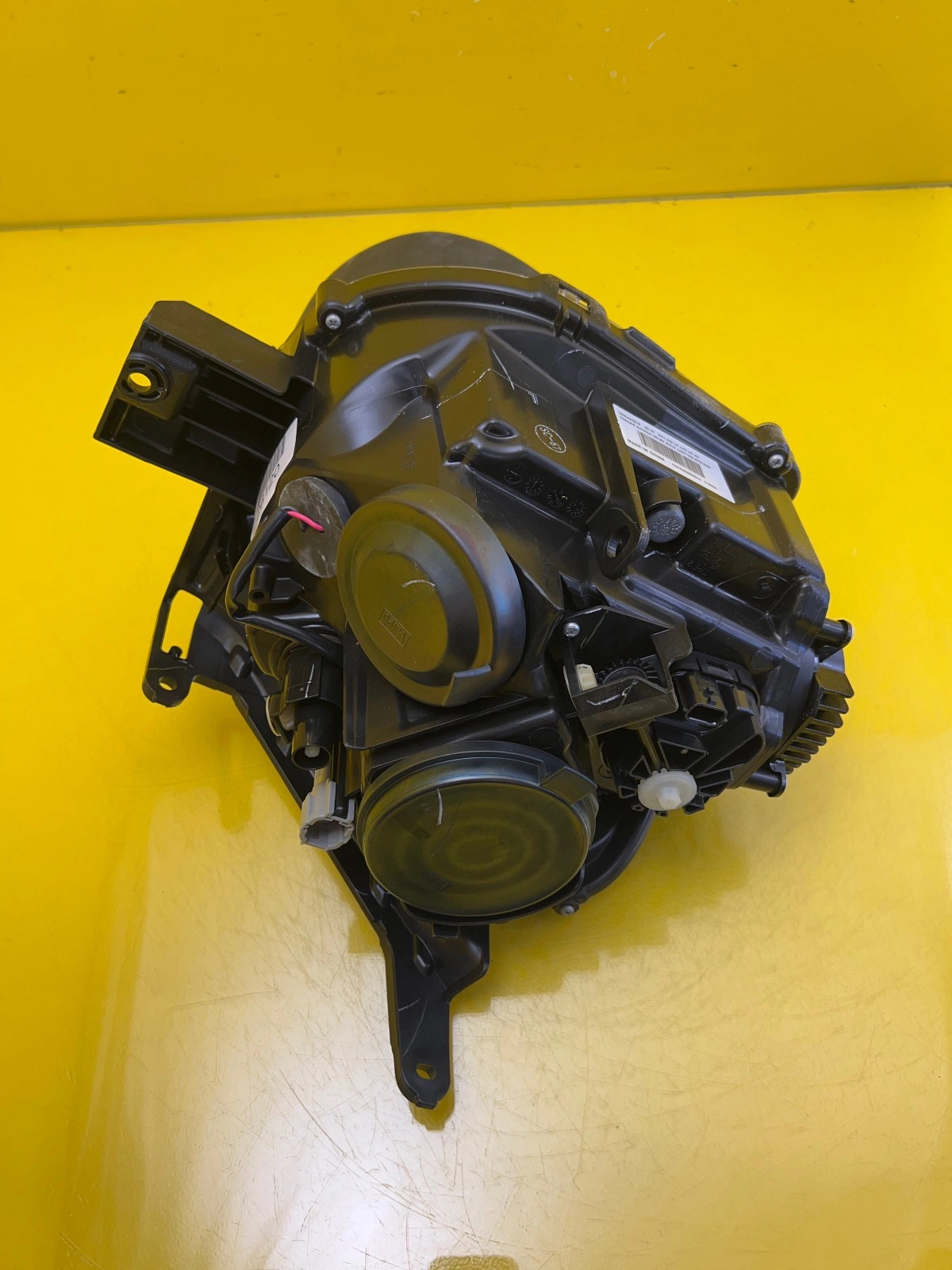 Phare avant gauche Nissan Juke Xenon Lift 14- Autolamps 6 Phare avant gauche Nissan Juke Xenon Lift 14-