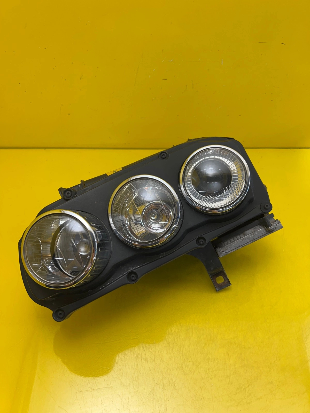 Phare gauche Alfa Romeo 159 Xenon 60683988 Autolamps Phare gauche Alfa Romeo 159 Xenon 60683988